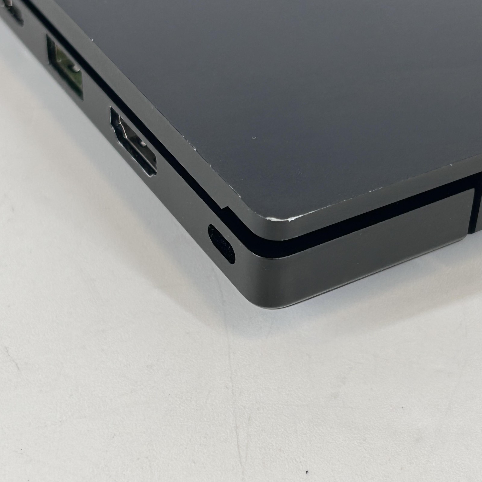 Razer Blade Pro 17 4K TOUCH i7-10875H 2.30GHz 32GB 2TB/1TB RTX 2080 Super Max-Q