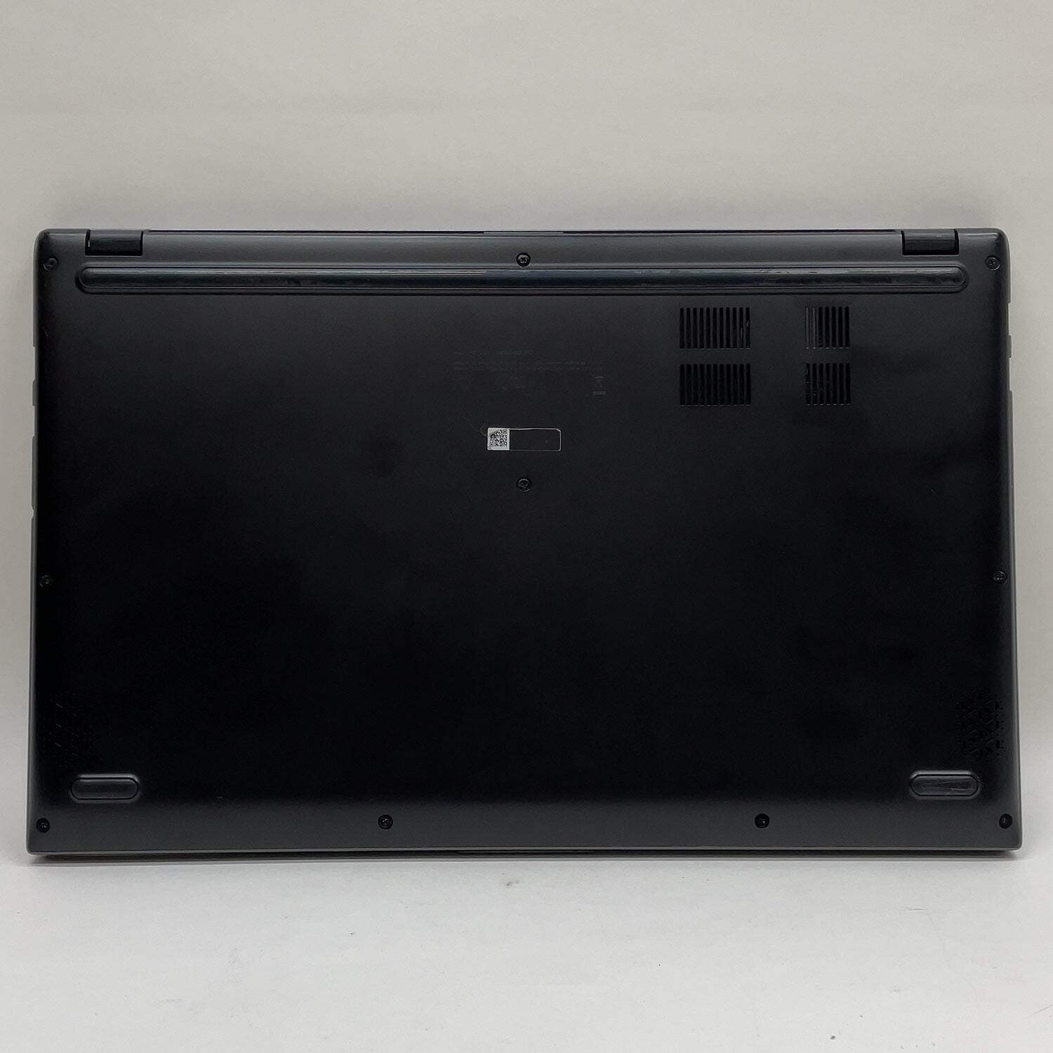 Asus Vivobook 15 F512D 15.6″ Ryzen 3 3200U 2.6GHz 4GB RAM 512GB SSD
