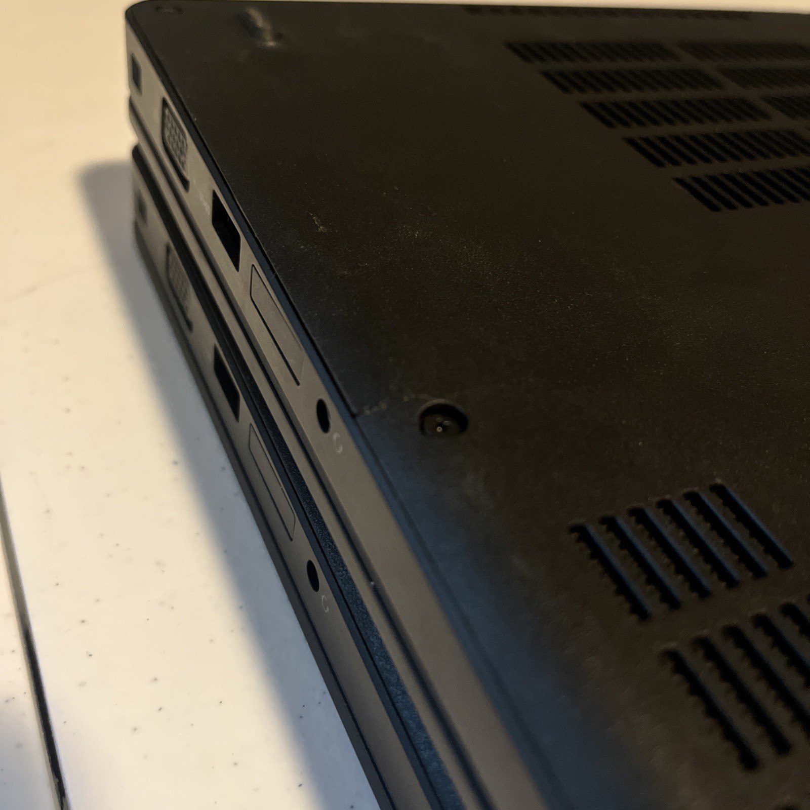 Dell Latitude 5590 Intel Core i3-7130U 8GB RAM No Drive Lot of 2