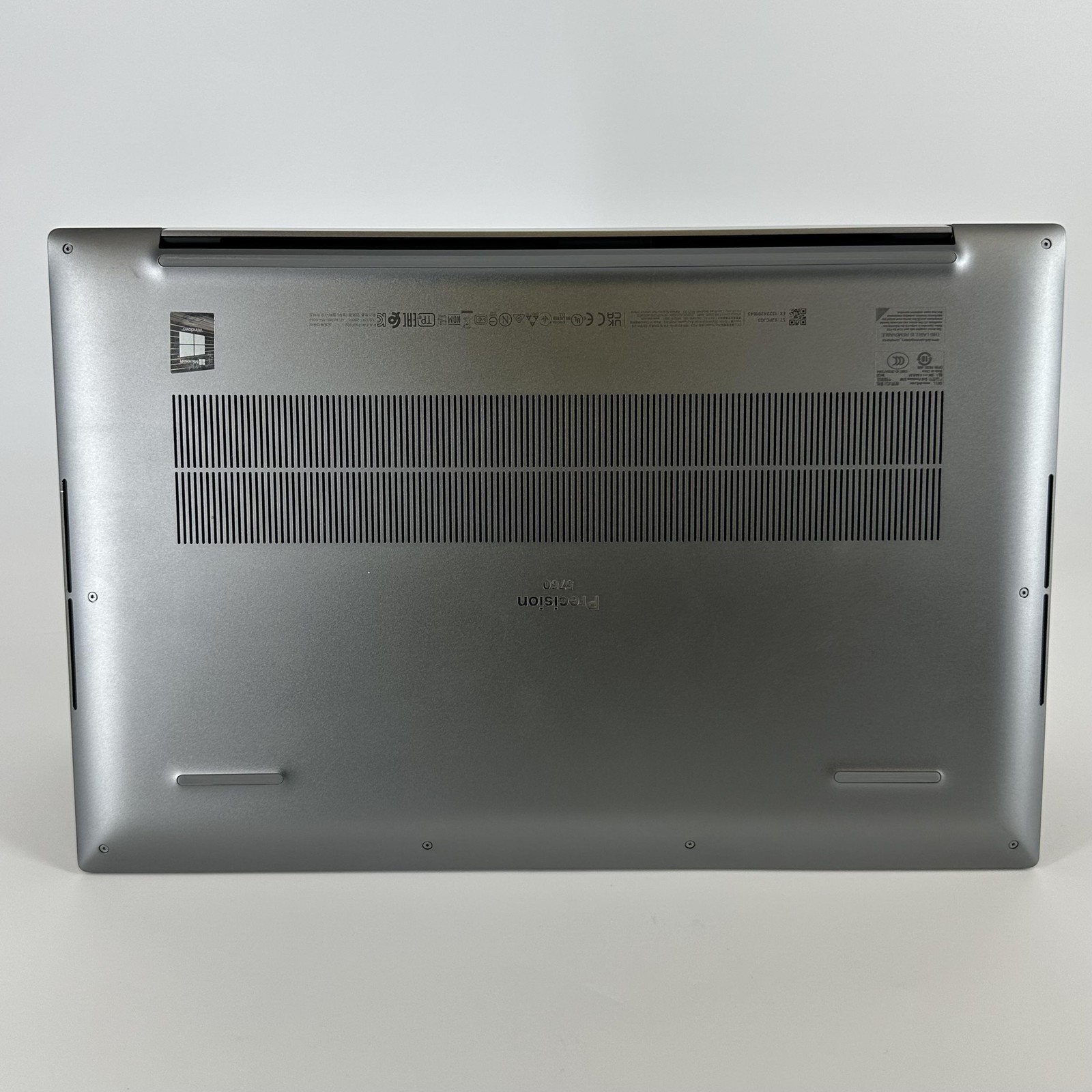 Dell Precision 5760 17 UHD+ TOUCH Xeon W-11955M 2.60GHz 64GB 2TB/512GB RTX A3000