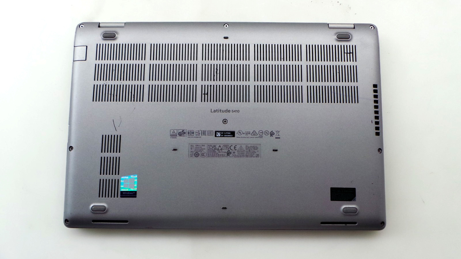 Dell Latitude 5410 | 14″ | i5-10310U 1.70GHz | 16GB RAM 256GB NVMe | WIN 11 PRO