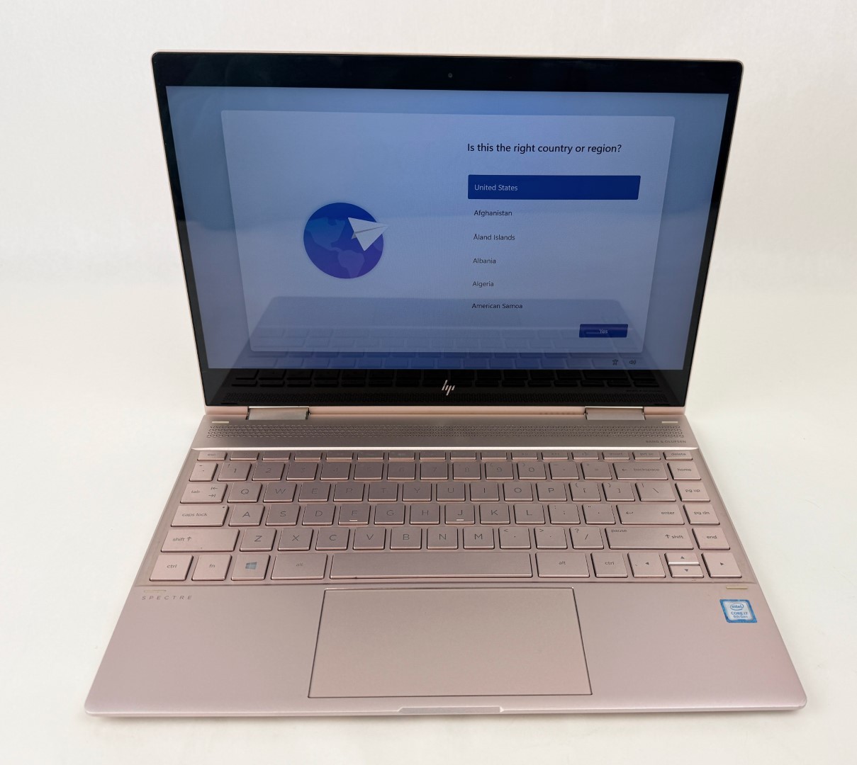 HP Spectre x360 13t-ae000 13.3″ FHD Touch i7-8850U 16GB 256GB SSD W11H 2in1