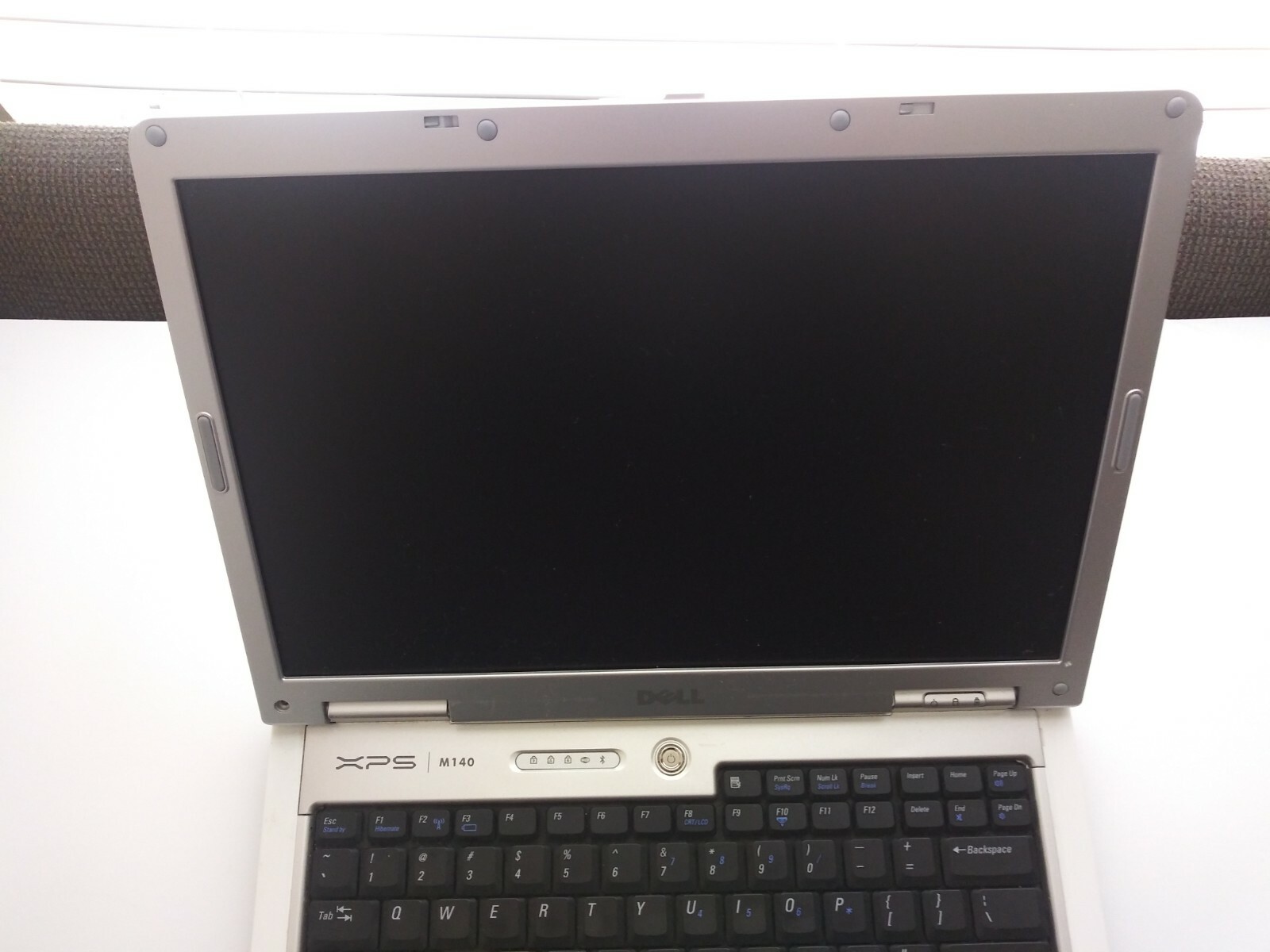 Dell XPS M140 Laptop  Intel Pentium M 740 (1.73GHz) – 770 (2.13 GHz)
