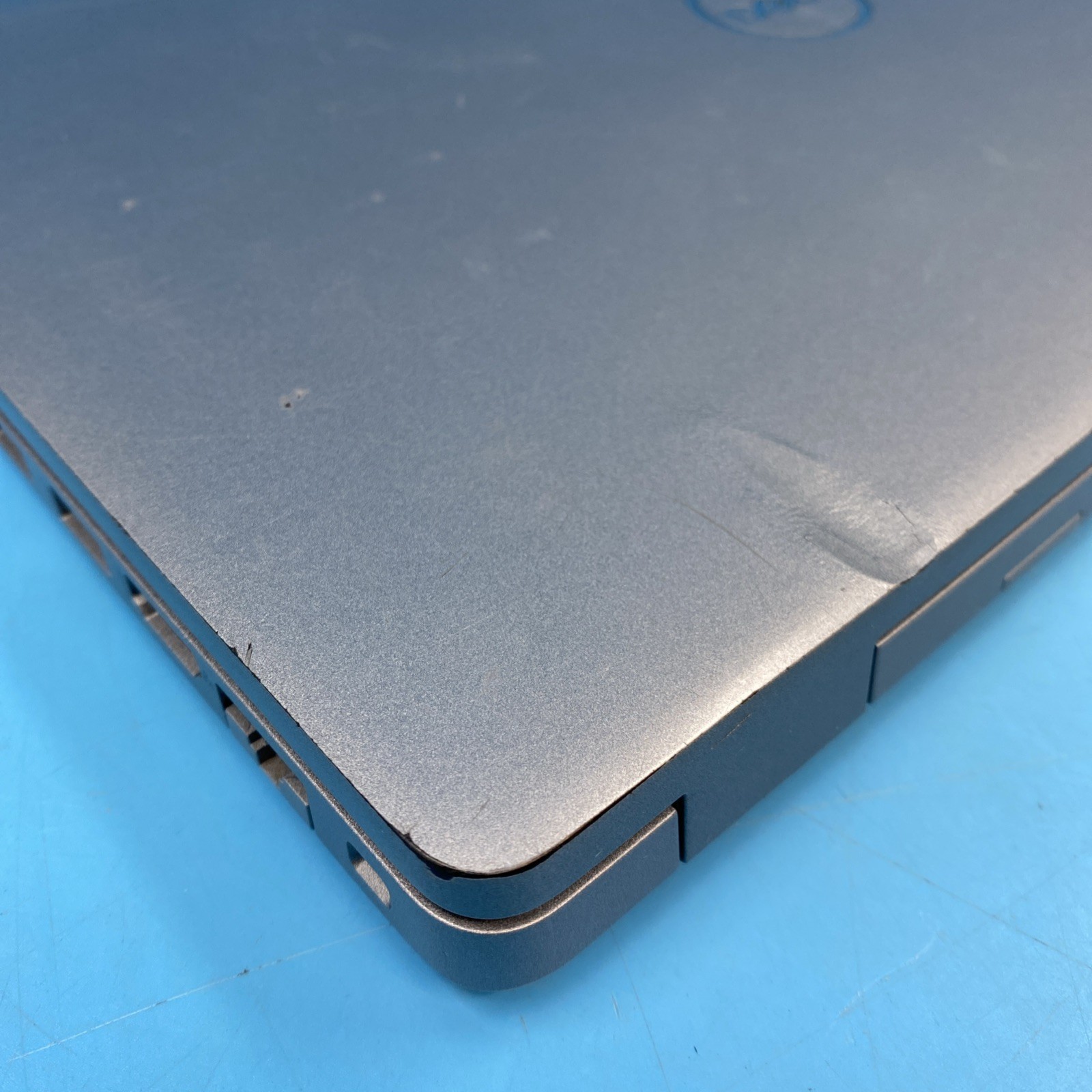 Dell Latitude 5420 | i5-1135G7 | 8GB RAM | 256GB SSD | NO OS | 51% BATT