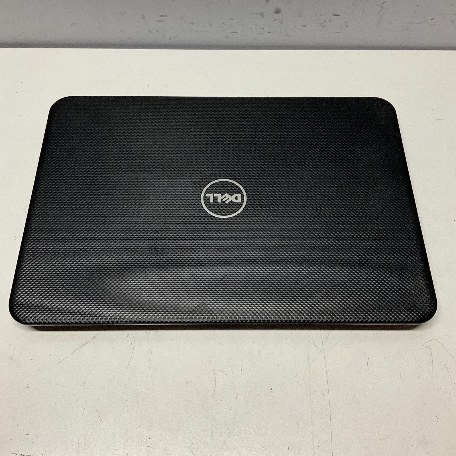 Dell Inspiron 15-3537 15.6″ Intel core I3-4010U 1.7GHz 4GB 500GB HDD Win 10 Pro