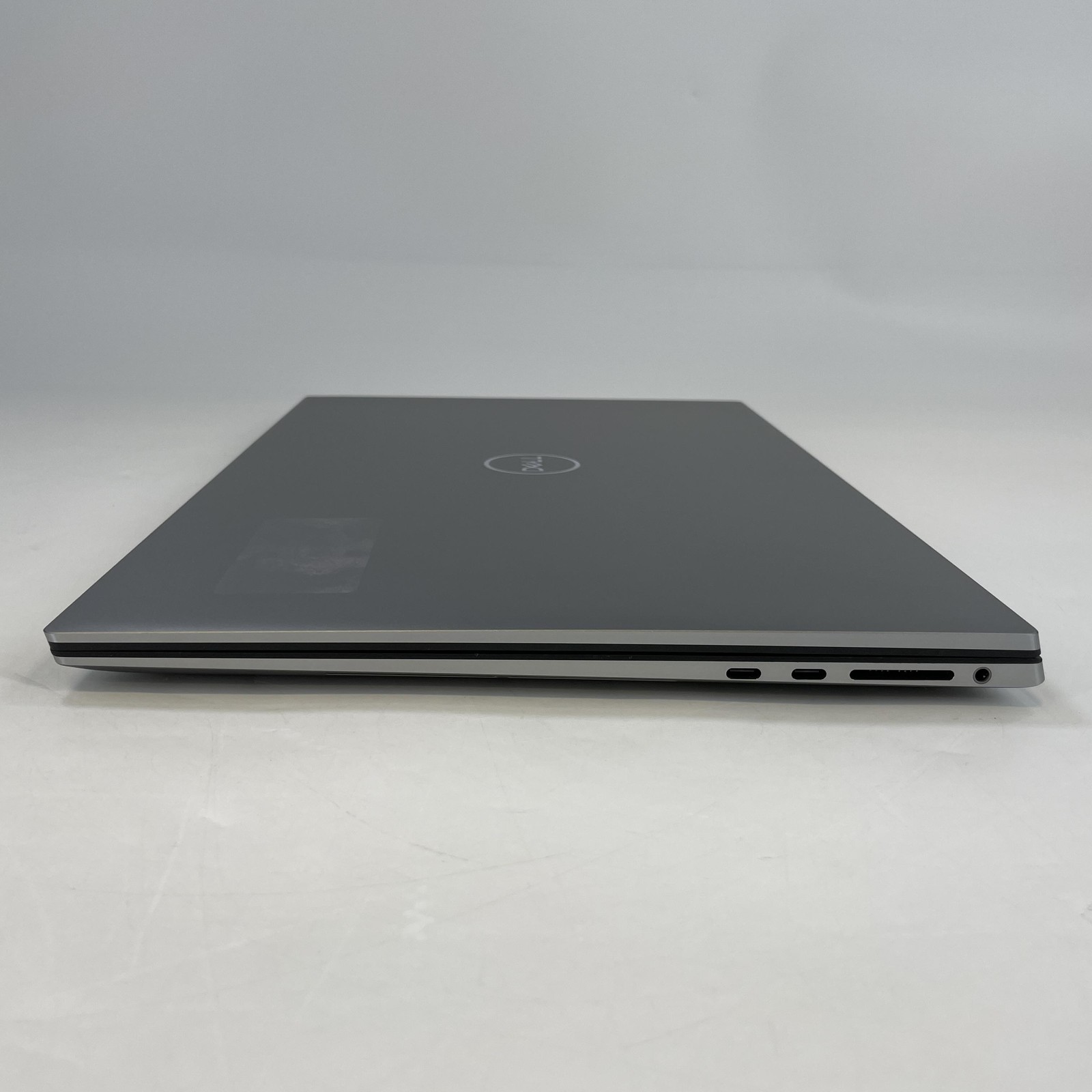 Dell Precision 5760 17 UHD TOUCH Xeon W-11955M 2.60GHz 64GB 2TB/512GB RTX A3000