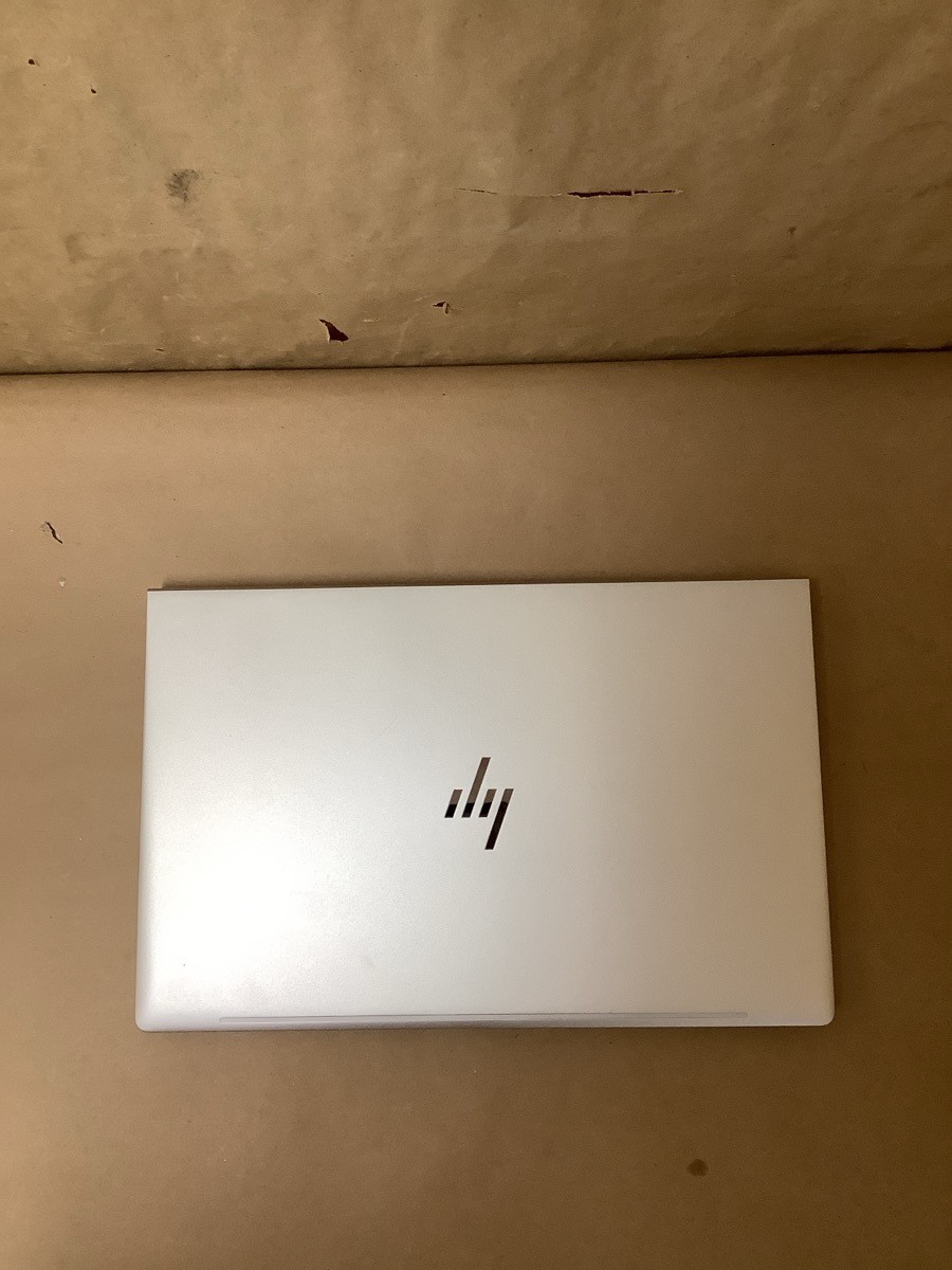 HEWLETT PACKARD ELITEBOOK 650 G10 15.6″ LAPTOP WITH CHARGER (B33005384)