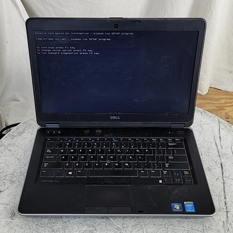 DELL LATITUDE E6440 Laptop Core I5-4300M 4GB SEE NOTES