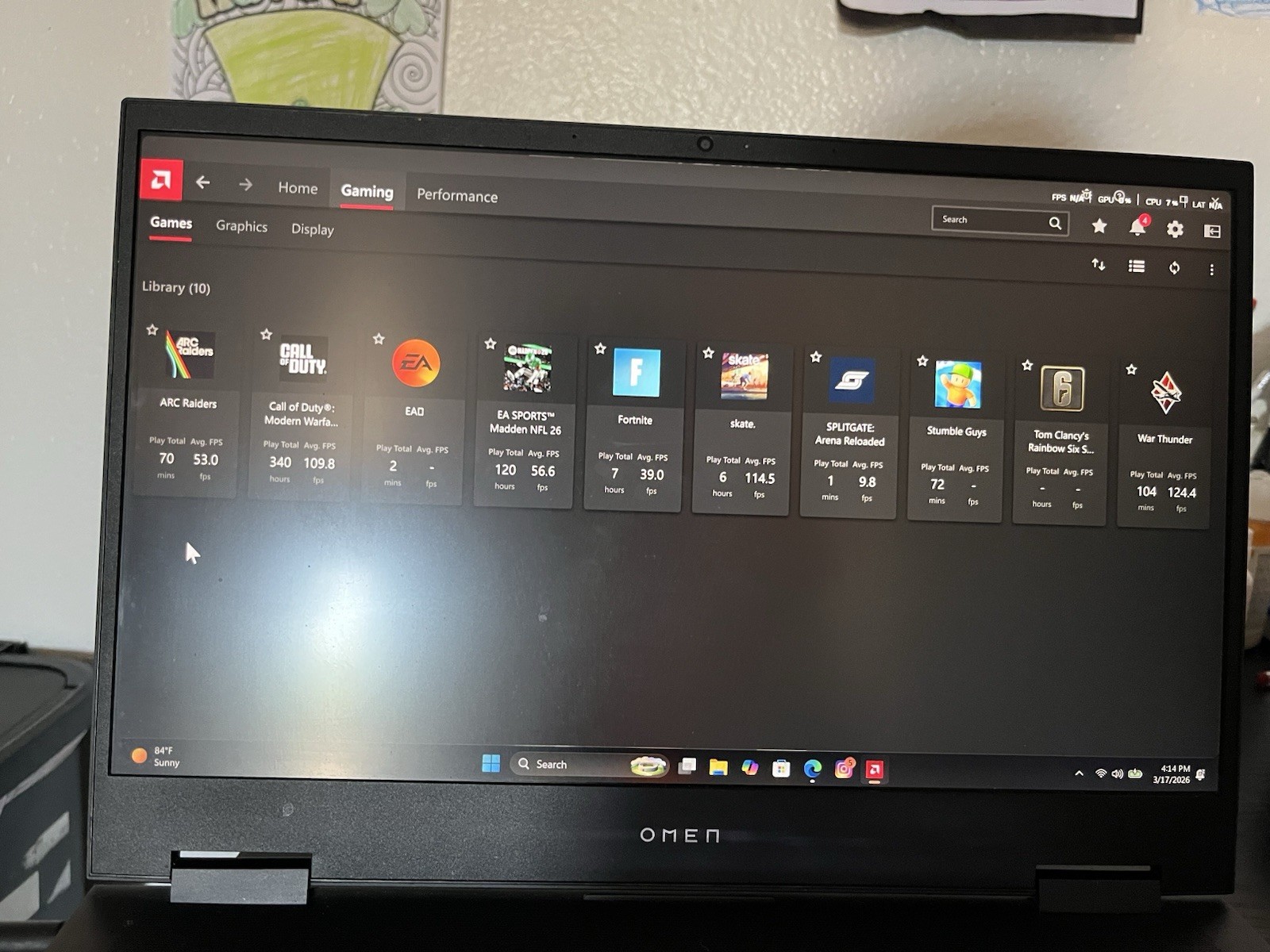 HP OMEN 15-en1097nrGaming Laptop AMD Ryzen 5 5600H 16GB RAM 932GB SSD Windows 11
