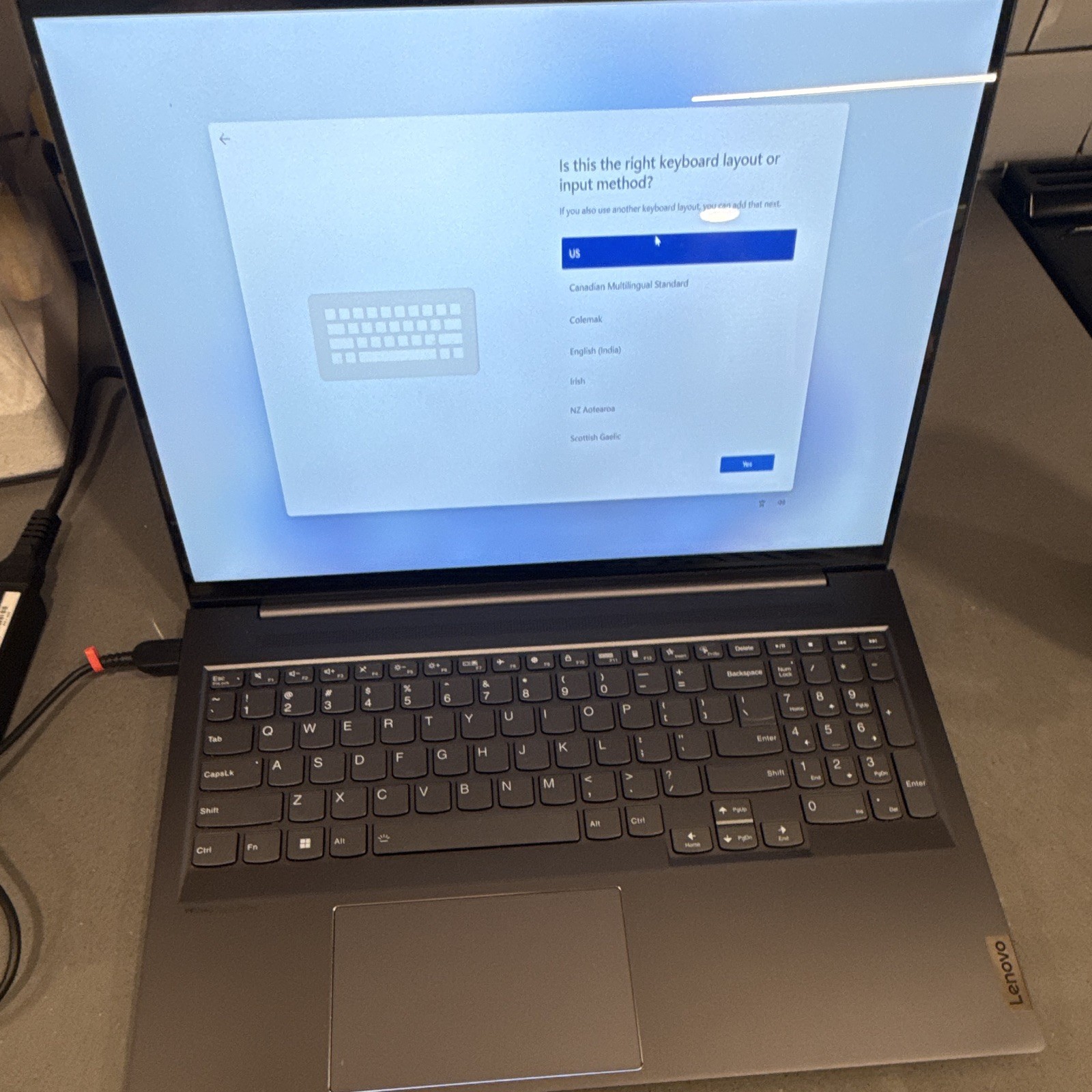 Lenovo Slim 7 16IAH7 16in i7-12700H 32GB 1TB SSD Win 11 Pro Gray