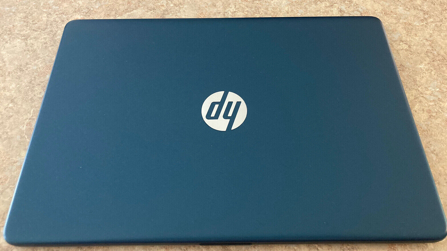 HP 15.6″ FHD Laptop AMD Ryzen 5 5500U 8GB 256GB SSD Spruce 15-ef2126wm – Blue