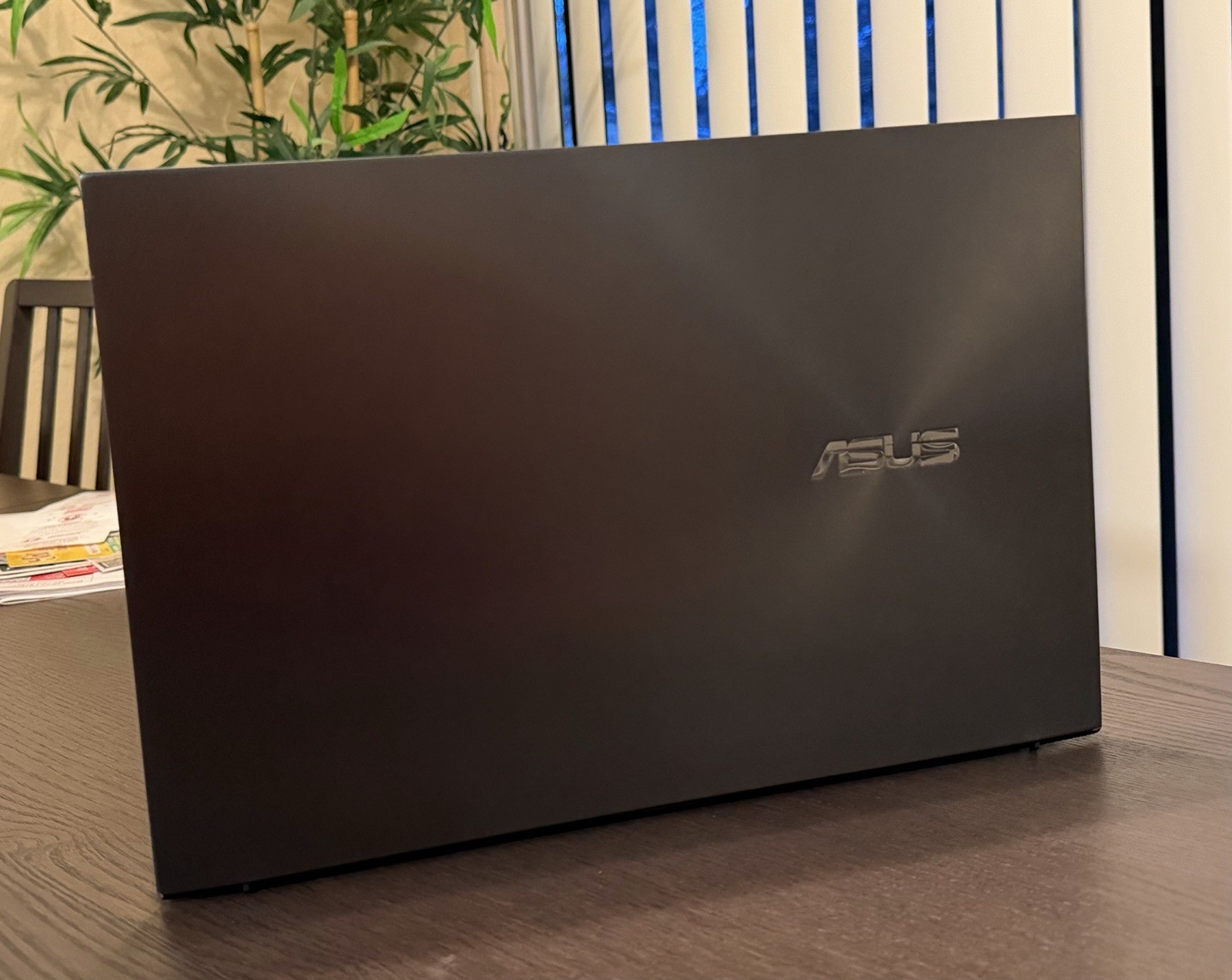 ASUS ZenBook Pro 15 OLED Laptop 15.6″ FHD Touch Display, AMD Ryzen 7 5800H CPU