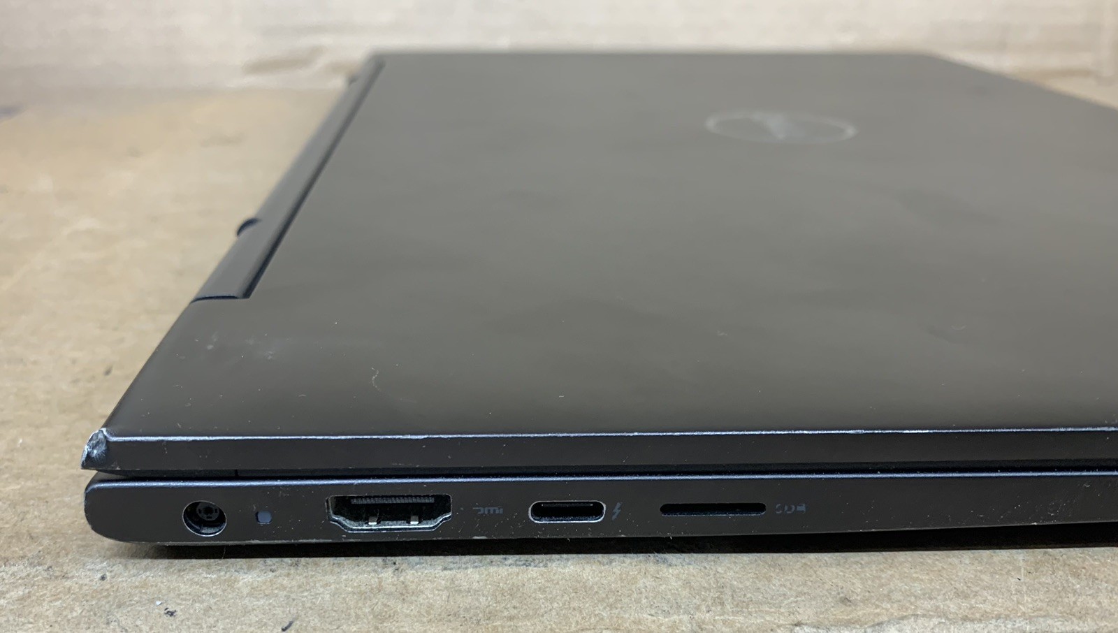 Dell Inspiron 7591 2-in-1 Core i7-10510U@1.80GHz 16GB DDR4 RAM NO SSD/HDD/OS