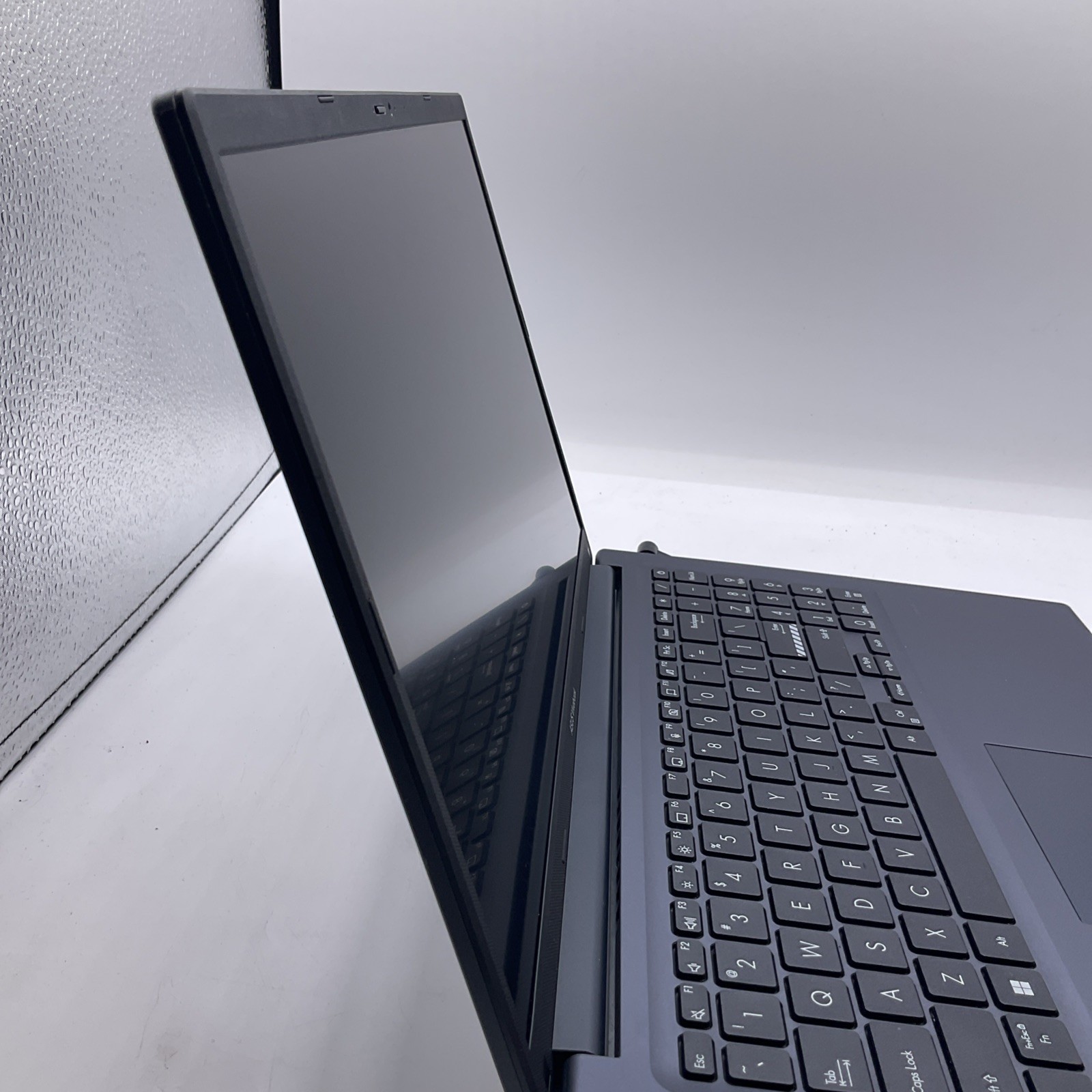 ASUS Vivobook F1502ZA-WS51 15.6″ i5-1235U 8GB RAM With Dell Backpack PO1520P