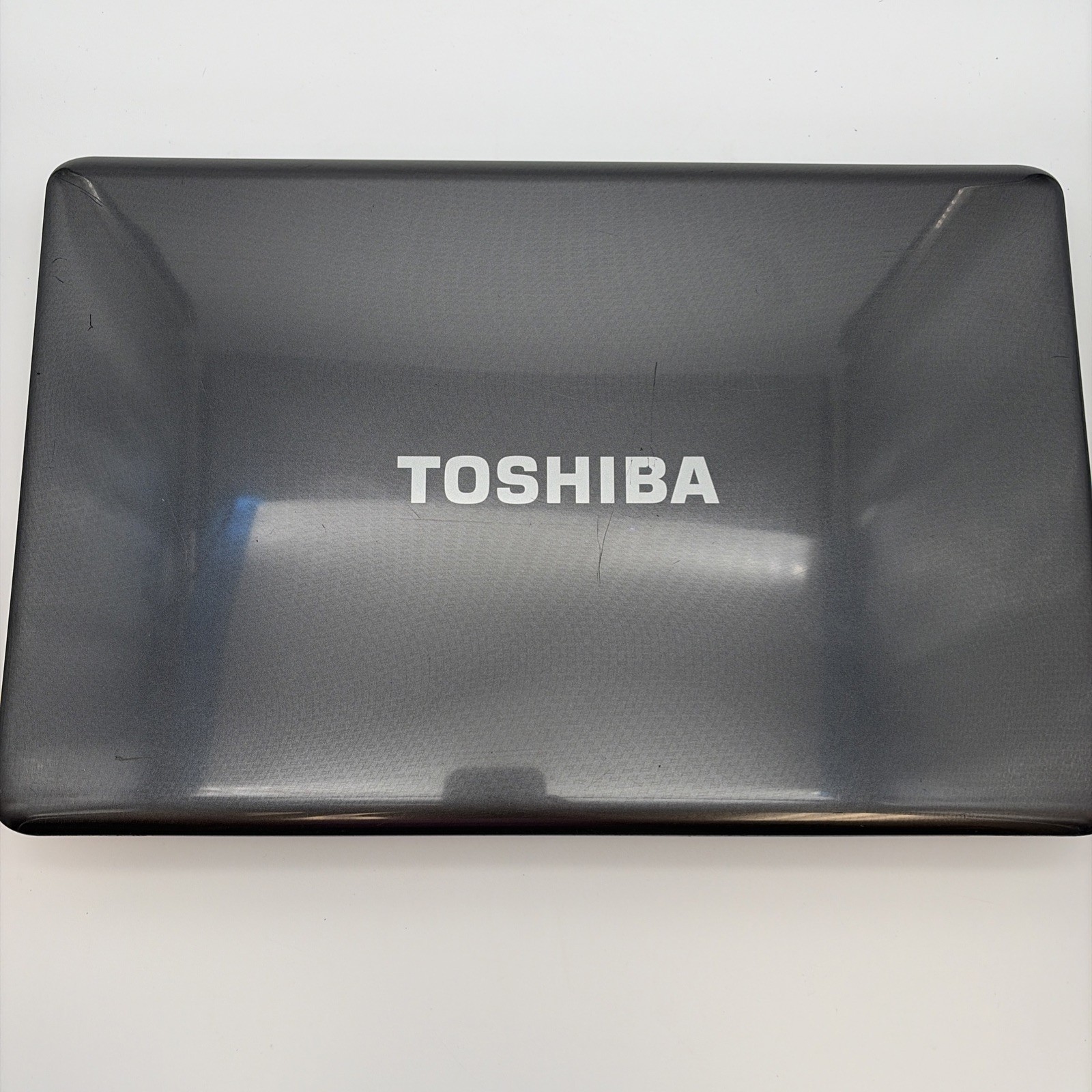 Toshiba Satellite L675D-S7052 AMDPhenom II N640 Dual-Core Processor 2.90GHz L117