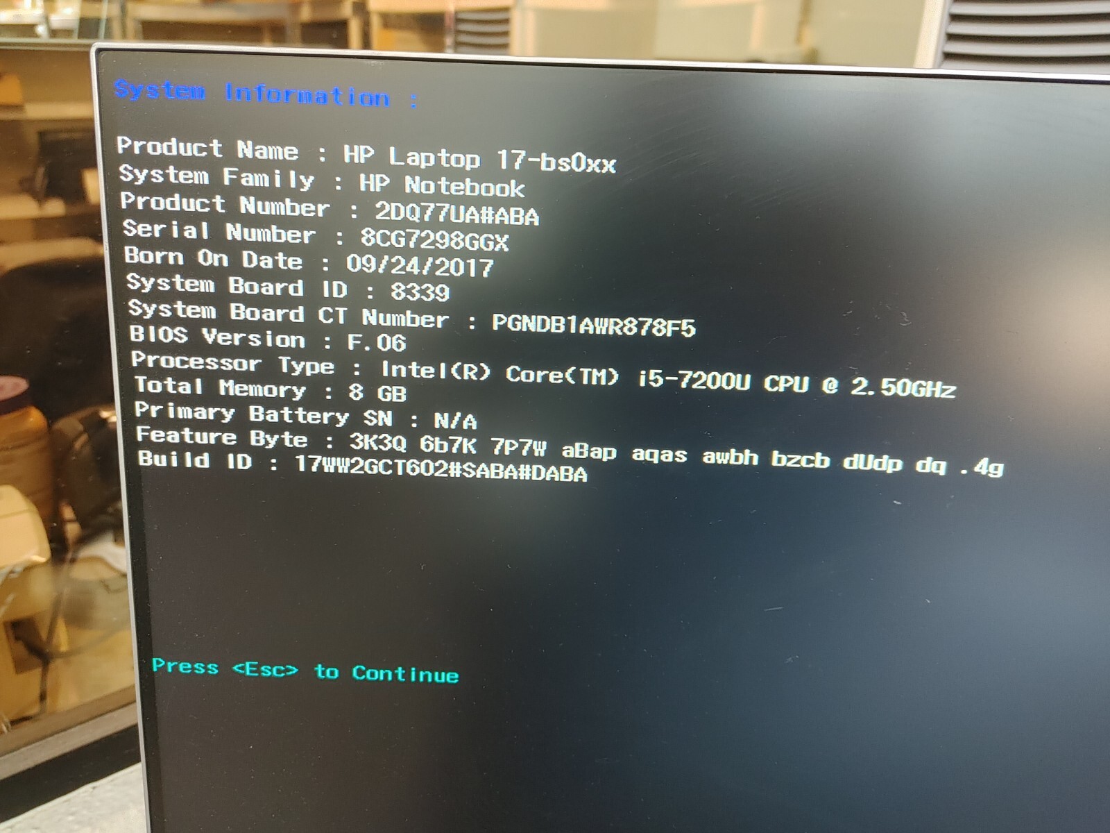 Hp Laptop 17-bs0xx Core i5-7200U@2.50GHz, 8GB RAM , NO HD ( Selling Motherboard)