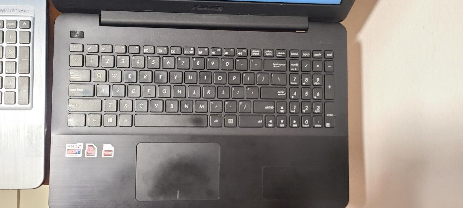 Lot of two Asus Laptop