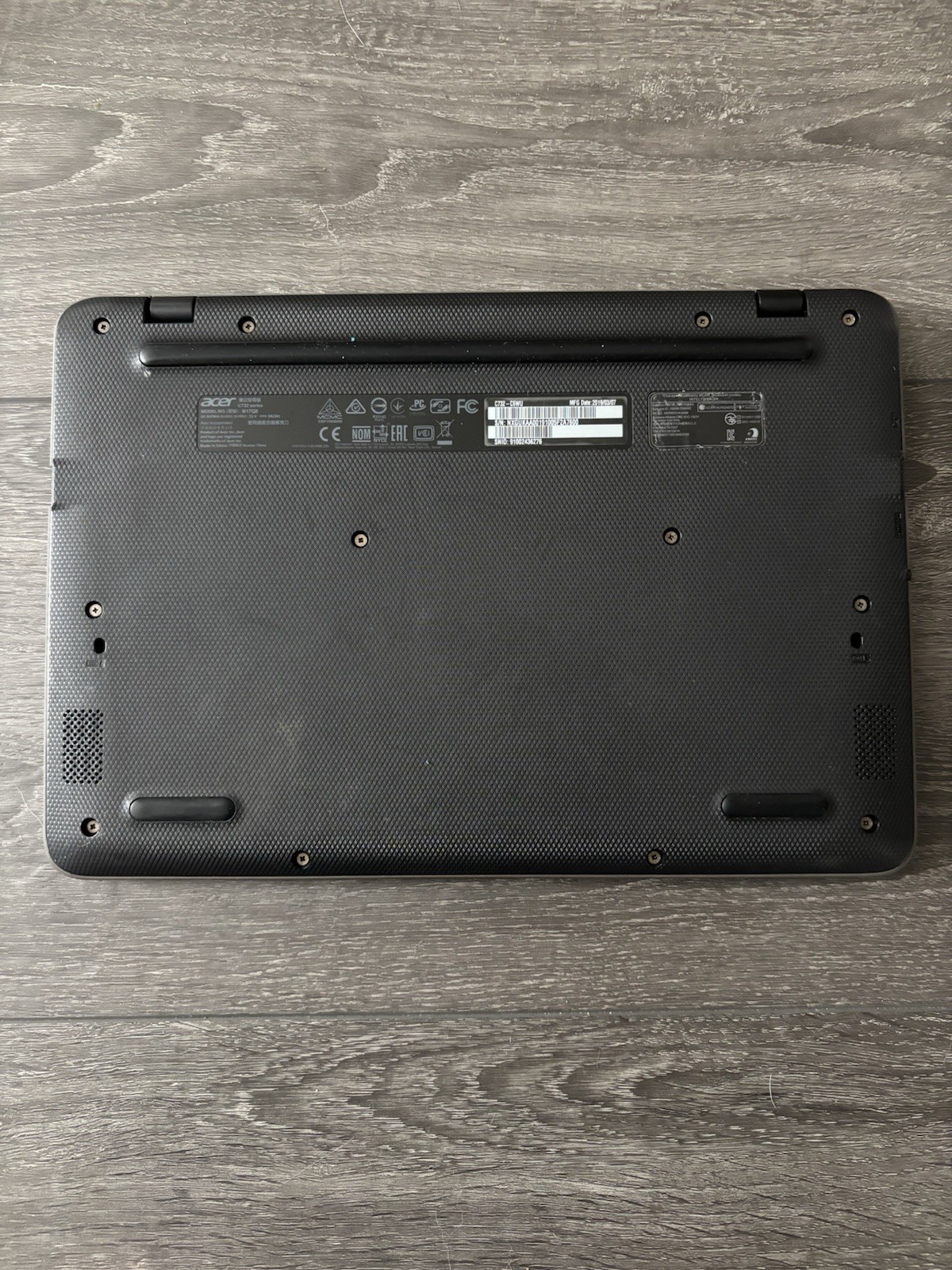 Acer Chromebook C732 — with Travel Bag