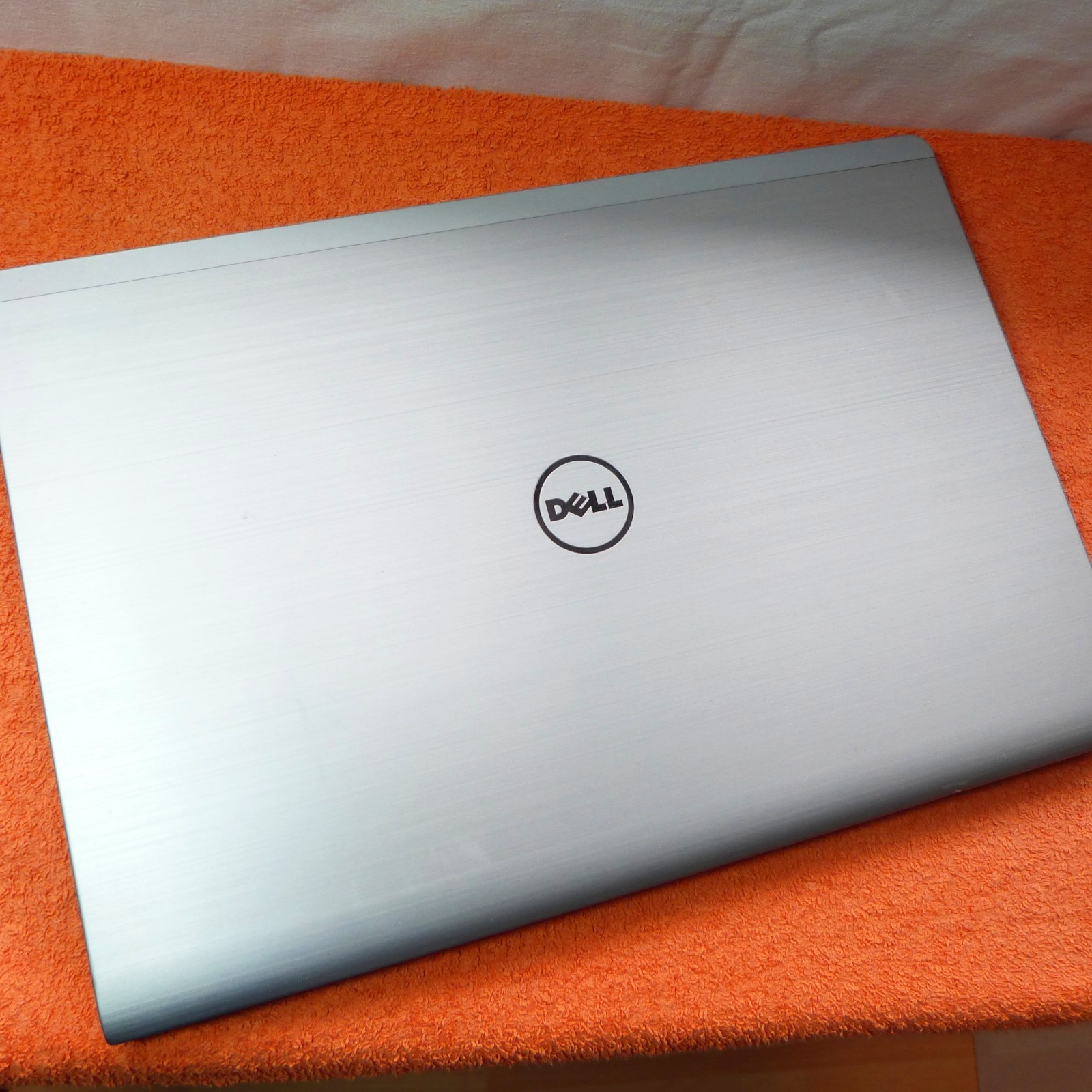 Dell 5748 METAL 17″ PREMIUM l SSD Windows 11 TURBO i7 MaxxAudio PROSound