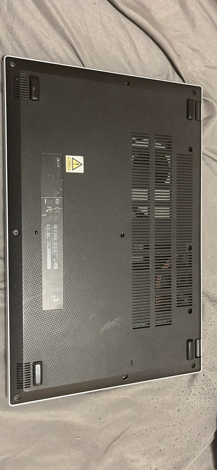 Acer Aspire Notebook/Laptop Silver AMD Radeon Dedicated Graphics Windows 10