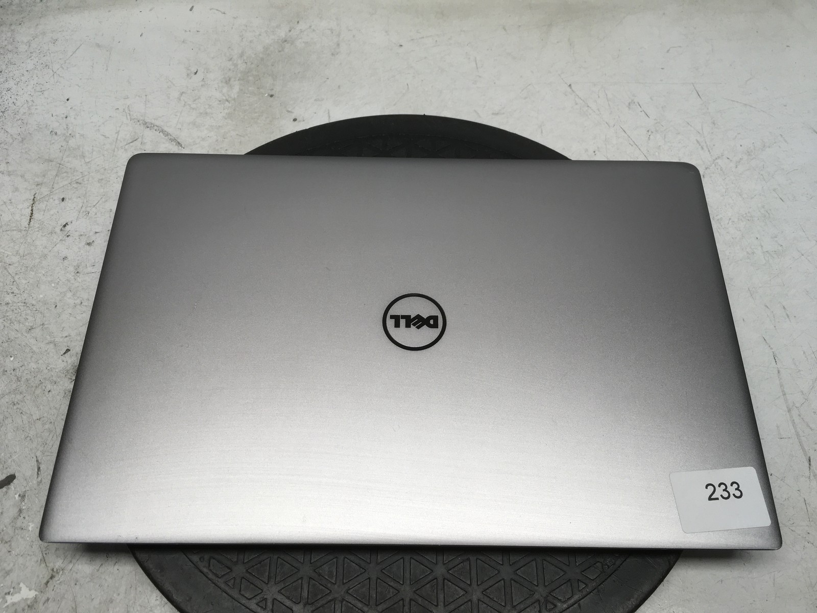 Dell XPS 13 9343 Intel i5-5200U 2.2GHz 8 GB NO HDD No Batt