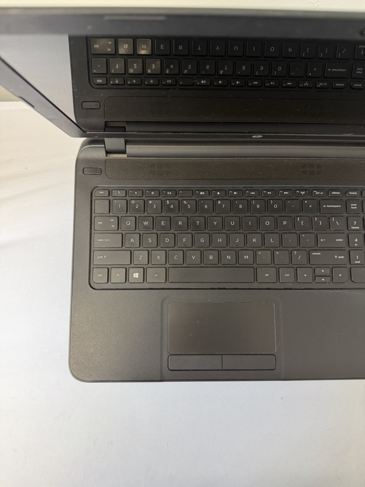 HP Notebook 15 Laptop – Good Screen – Intel Celeron N2840 – Read Des