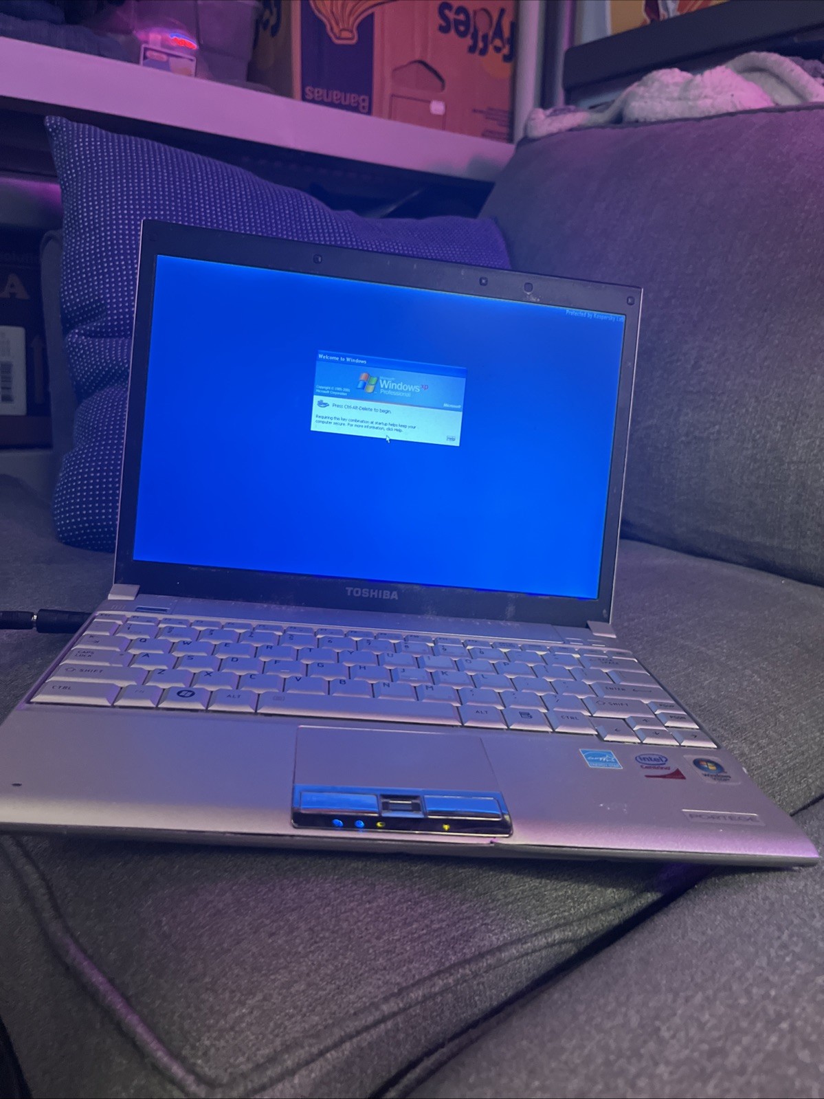 Vintage Toshiba Laptop Portege R500-S5004 Windows XP Tested Works
