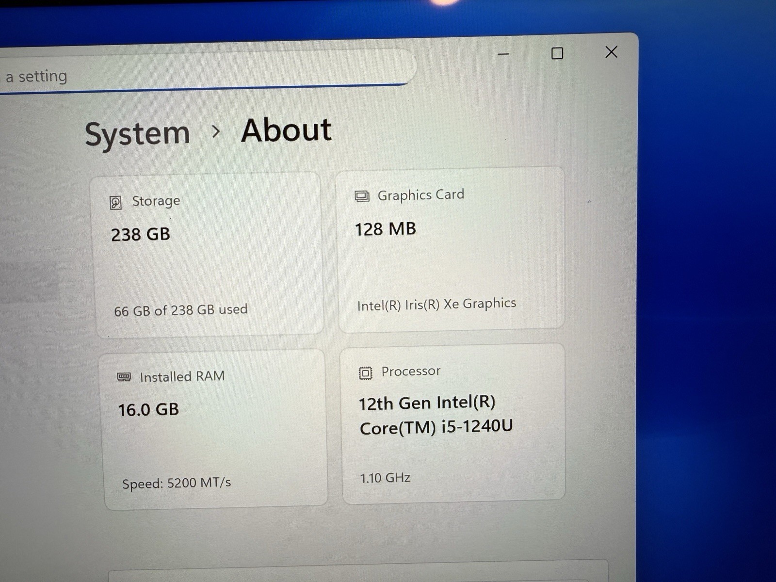 Dell Latitude 9330 13.3″ i5-1240U 16GB DDR5 256GB SSD Windows 11 Home