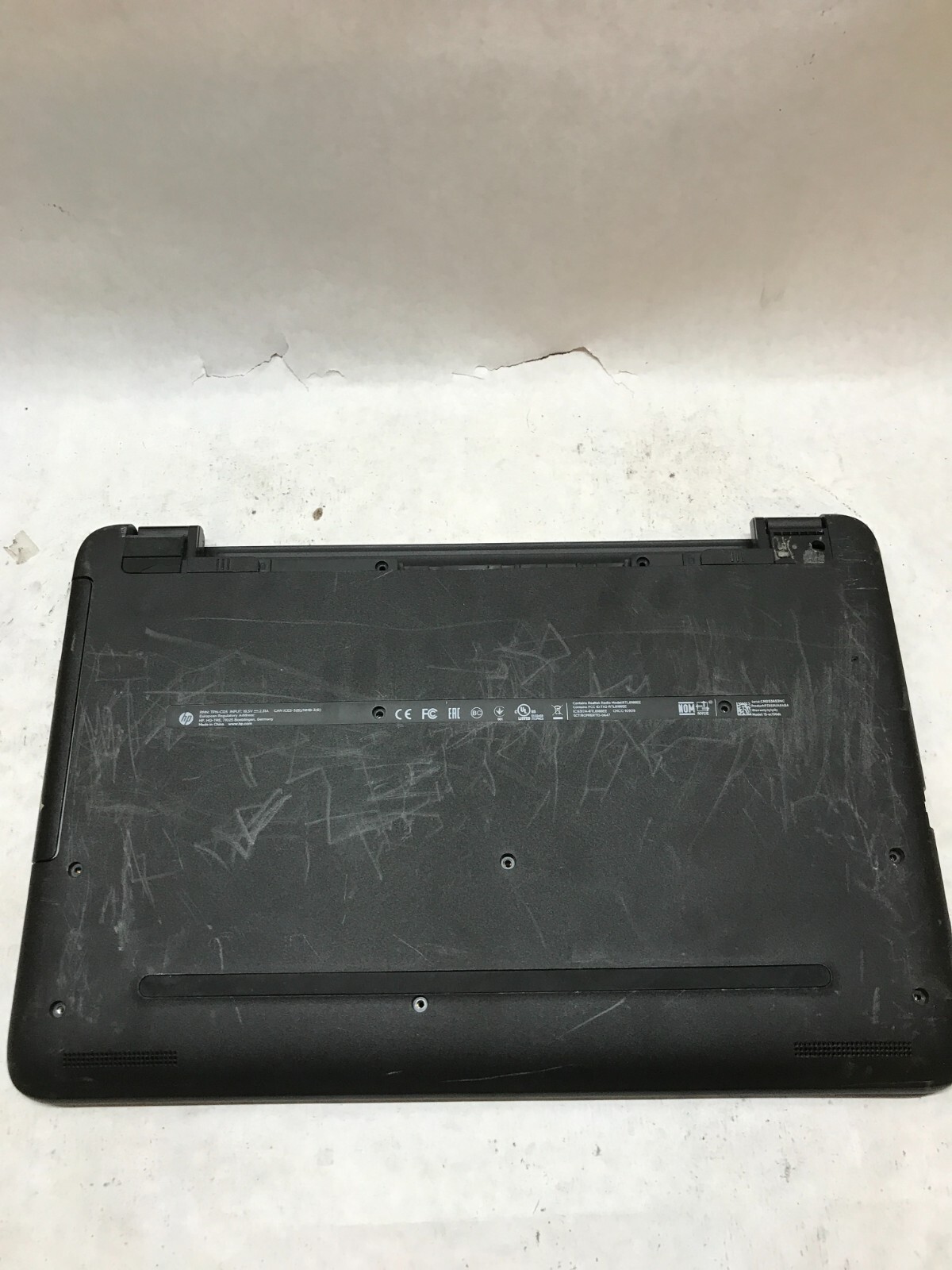 HP 15-ac130ds 15″ Pentium N3700 1.6GHz 4GB RAM NO HDD/OS For Parts/Repair – – DW