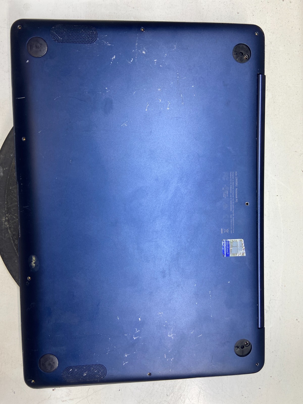 Asus Zenbook UX430U Intel Core i7-7500u 2.7GHz 8GB NO HDD
