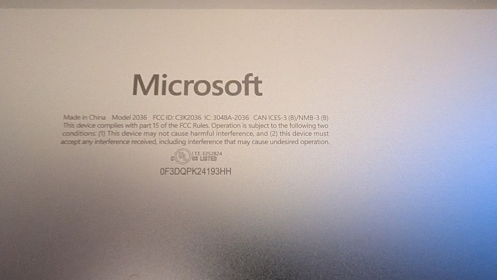 Microsoft Surface Laptop Copilot+ – 13.8″ – Snapdragon X Elite 16GB 1TB SSD