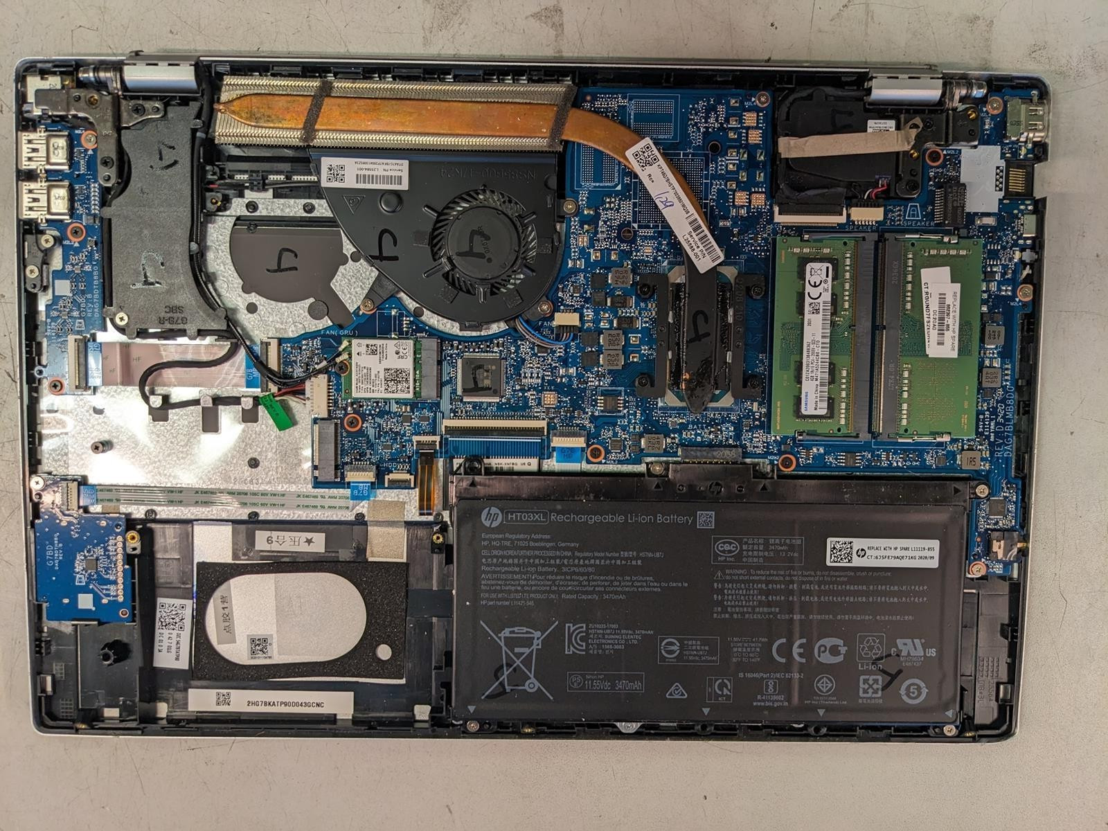 HP PAVILION – 15-CS3025OD i5-1035G1 @ 1.00GHz, 8GB RAM, NO HDD/OS
