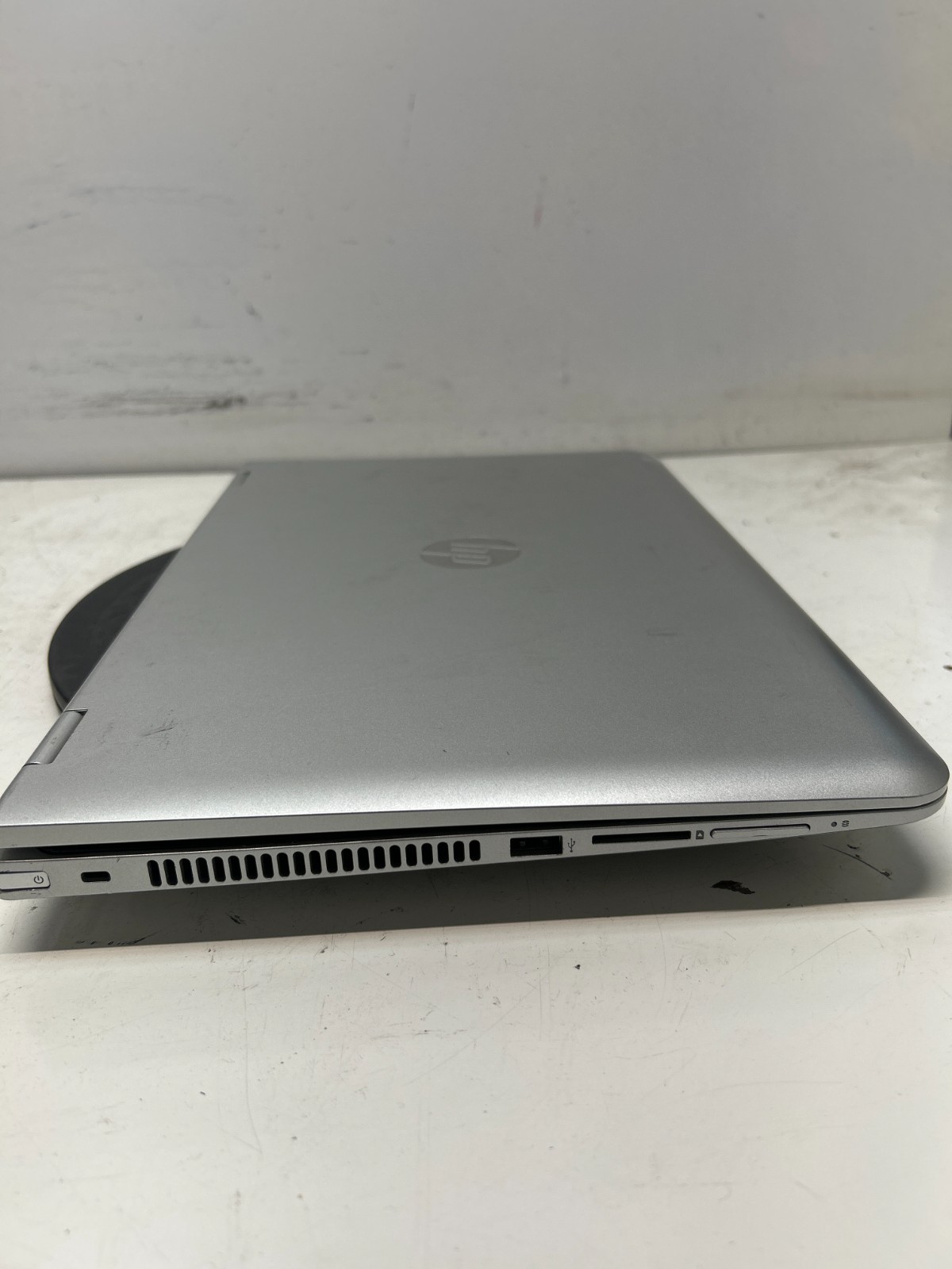HP Pavilion x360 Convertible Intel i5-6200U 2.30GHz 8GB NO HDD READ