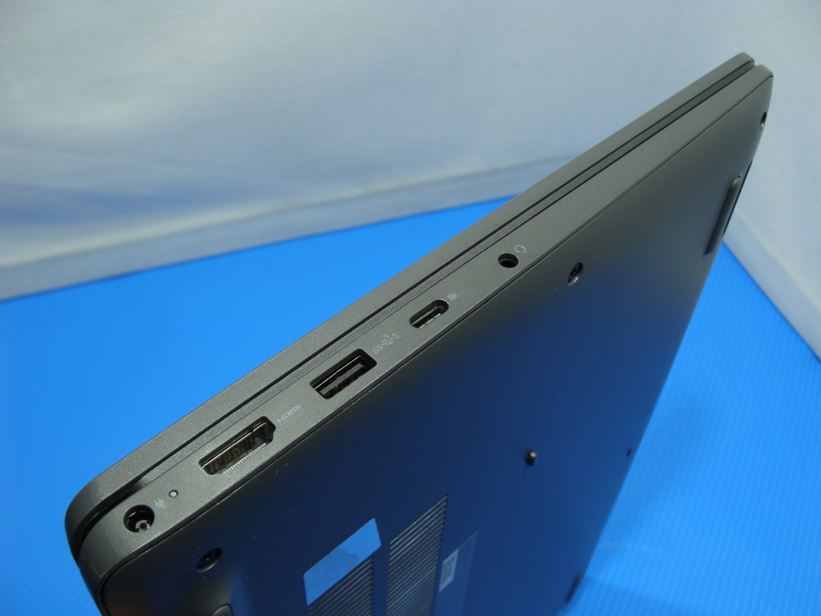 Dell Latitude 3450 14”FHD Intel i5-1335U 1.3GHz 16GB 256GB Warranty +Charger