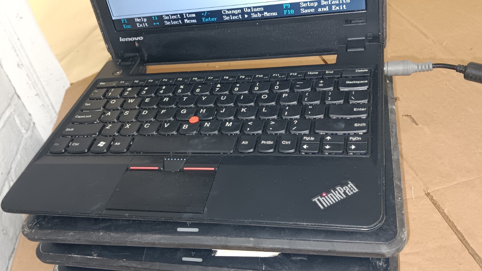 Lot of 4 Lenovo ThinkPad X131e 11.6″ Laptop AMD E2 1800 APU 11.6″ LCD Screen P/R