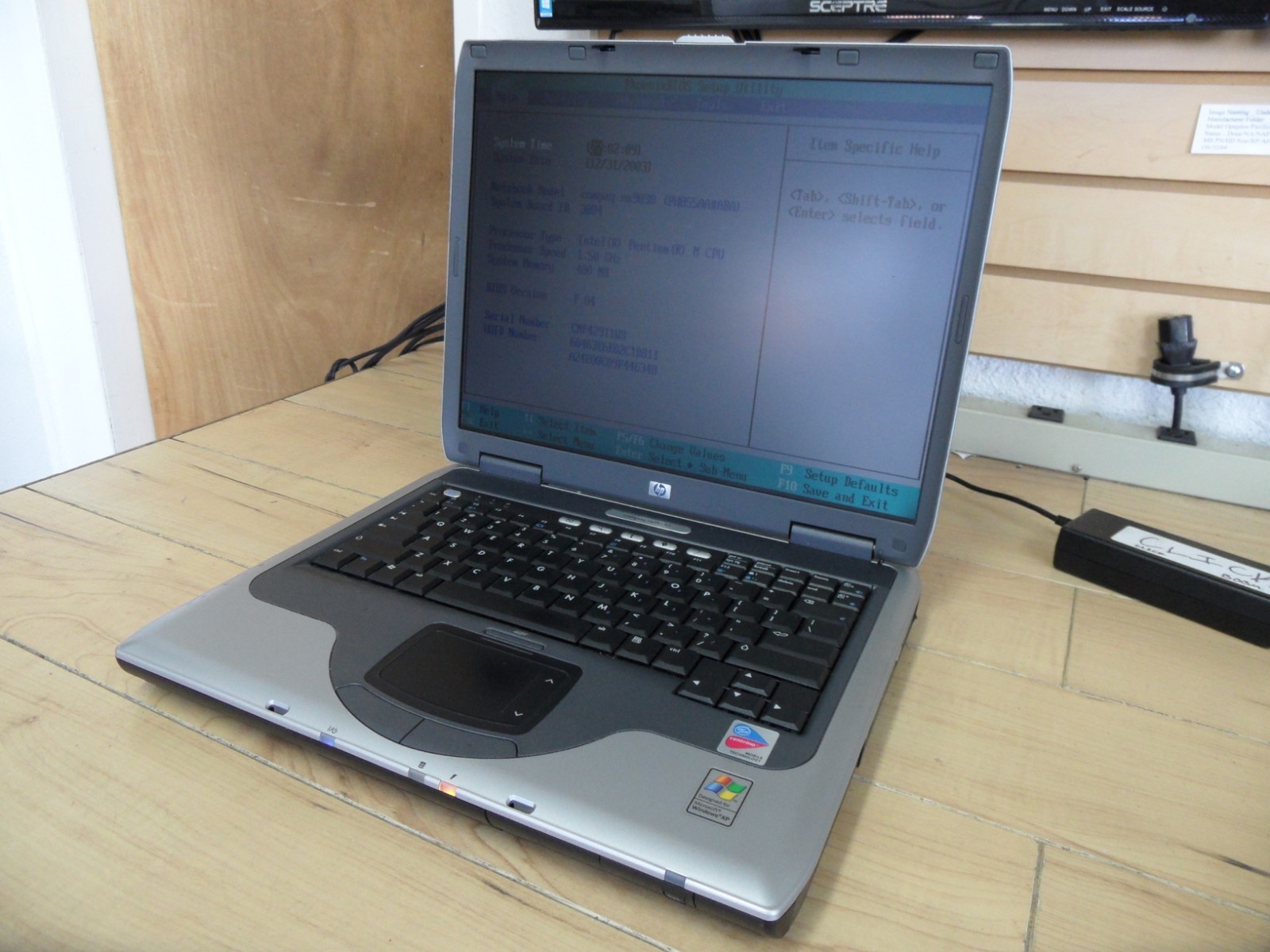 HP Compaq nx9030 Laptop For Parts Posted Bios 40GB Hard Drive Wiped *