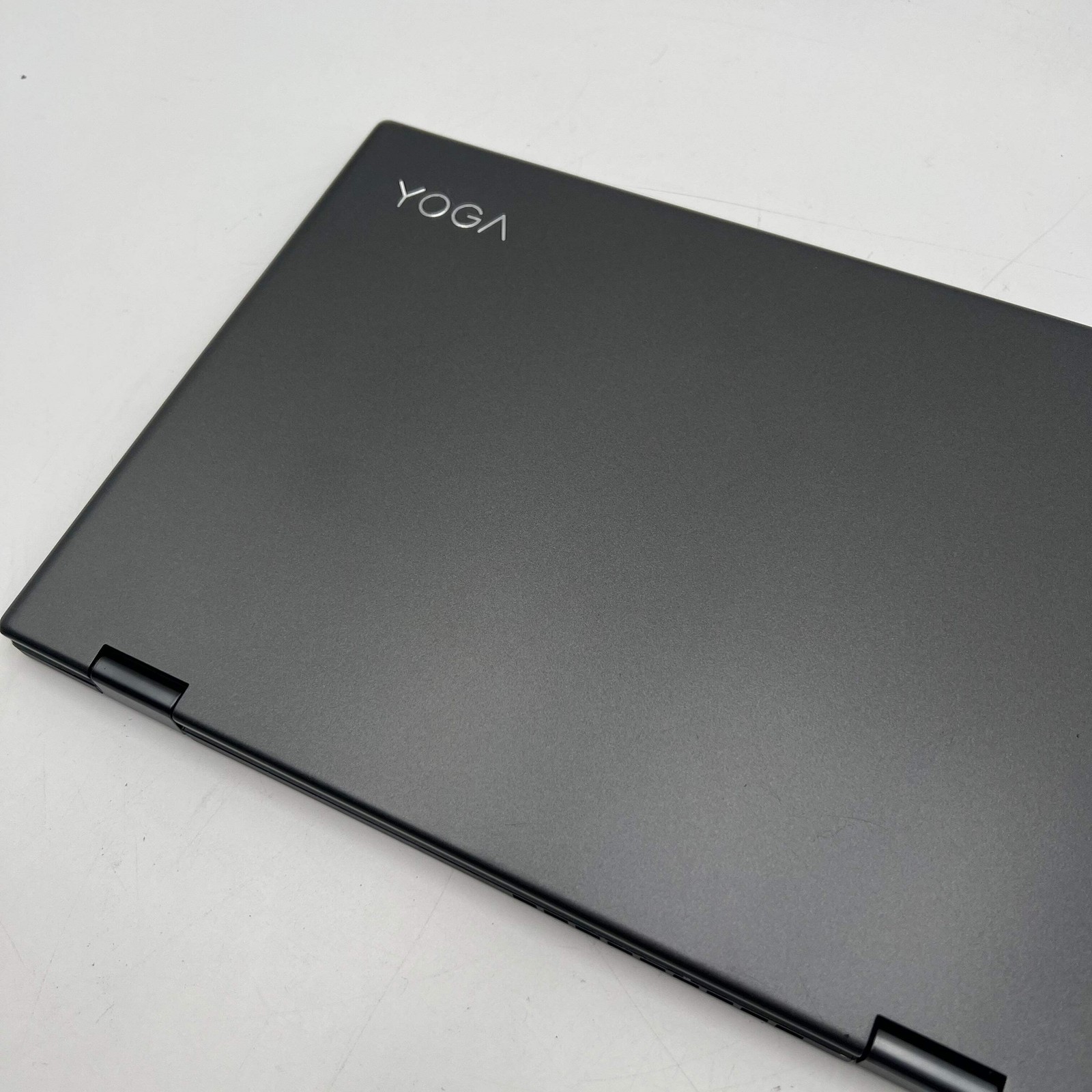 Lenovo Yoga 720 12-inch Core i5 7th Gen 8GB 256GB Gray Parts/Repair Laptop