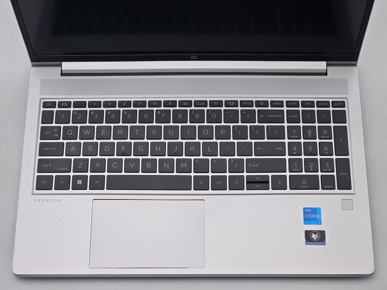 HP ProBook 450 G9 15″ FHD I5-1235U 512GB SSD 16GB W11P Webcam Backlit FP Reader