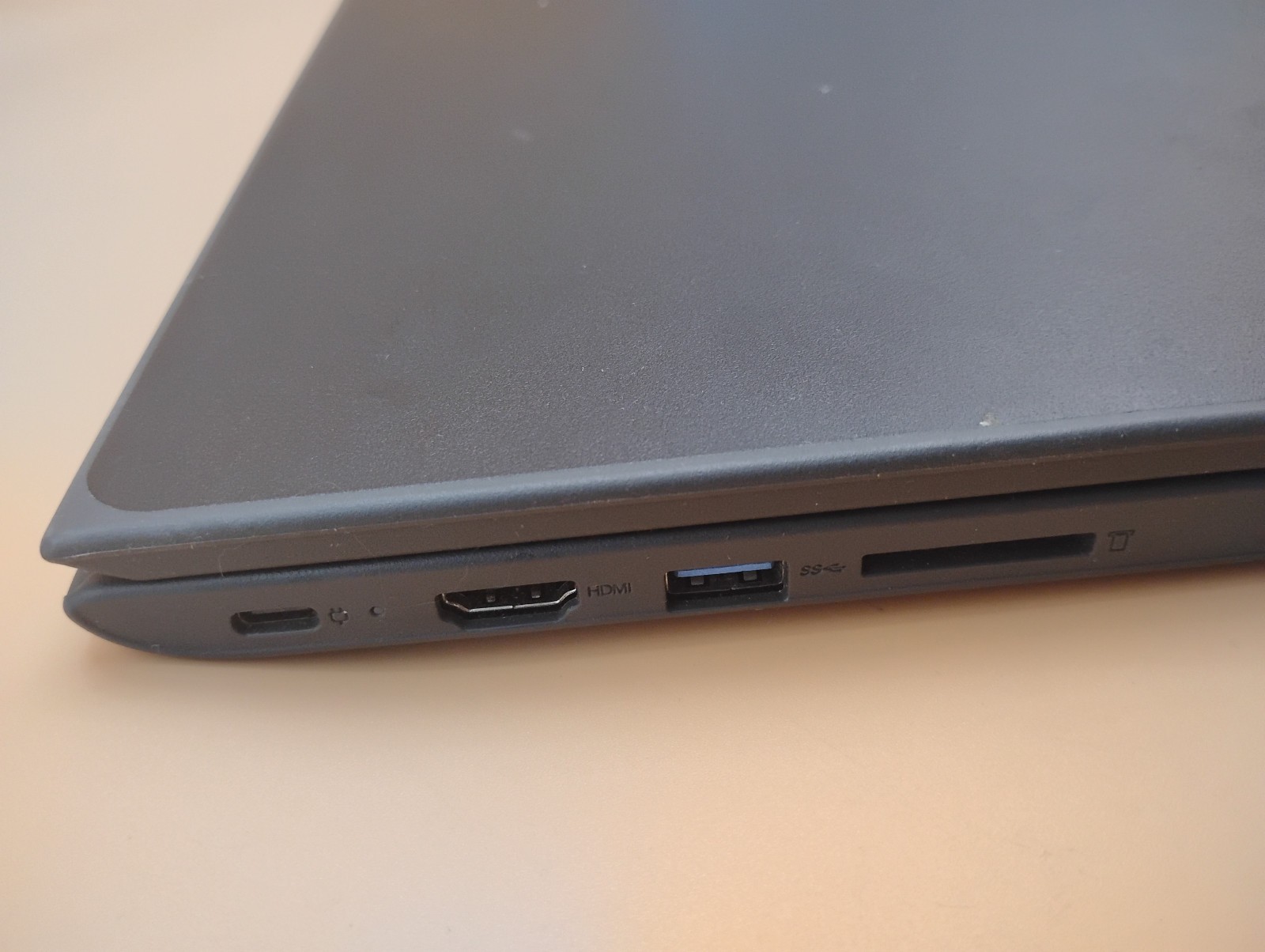 Lenovo 100E 2nd GEN 11.6″ 4 RAM 32 EMMC Chromebook Used Good Working Condition