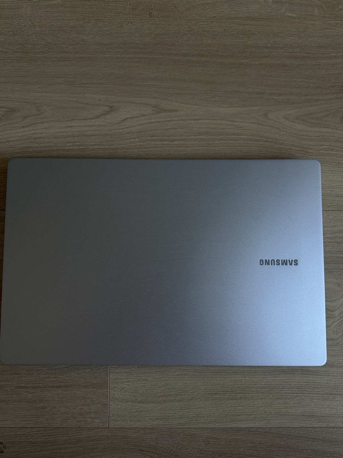 Samsung Galaxy Book4 Edge 15.6″ FHD (Snapdragon X Plus, 16GB/256GB SSD) Laptop