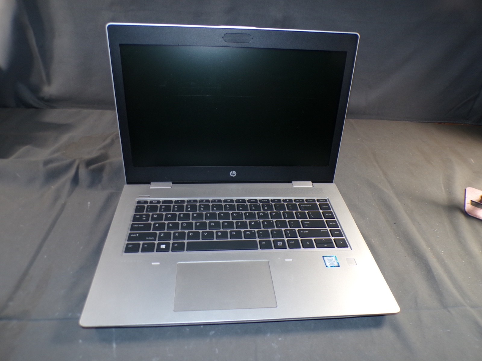 HP PROBOOK 640 G5 INTEL CORE I7-8665U 1.90GHZ 8GB RAM **NO HD/ NO CADDIE/ NO OS/