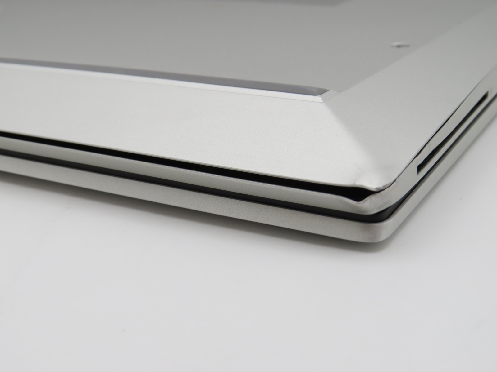 HP EliteBook 830 G8 i5-1145G7 @ 2.61GHz 8GB DDR4 256GB m2 13.3″ Win 11