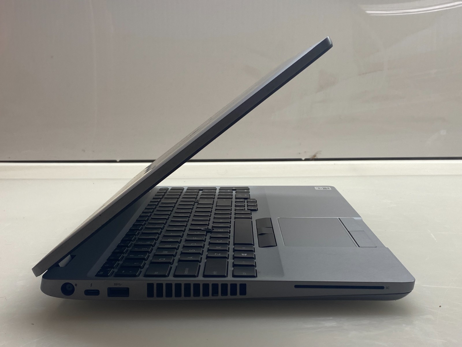 DELL PRECISION 3550 i7-10510U@1.80GHz 8GB NO SSD/OS BIOS TESTED *READ