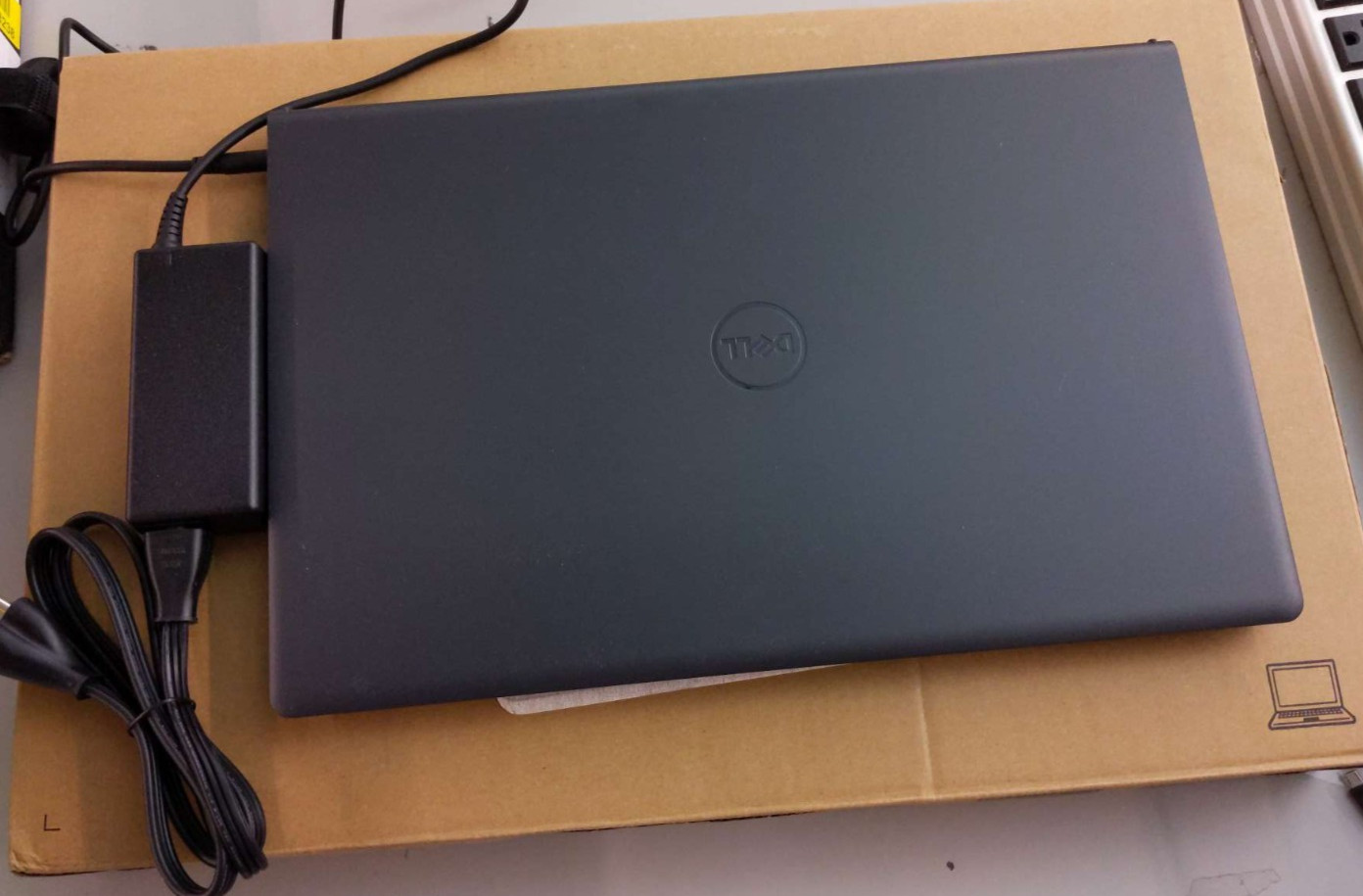 Dell Inspiron 15 3520 Touchscreen Laptop, Intel i5-1235U, 16GB RAM 512GB, Win11P