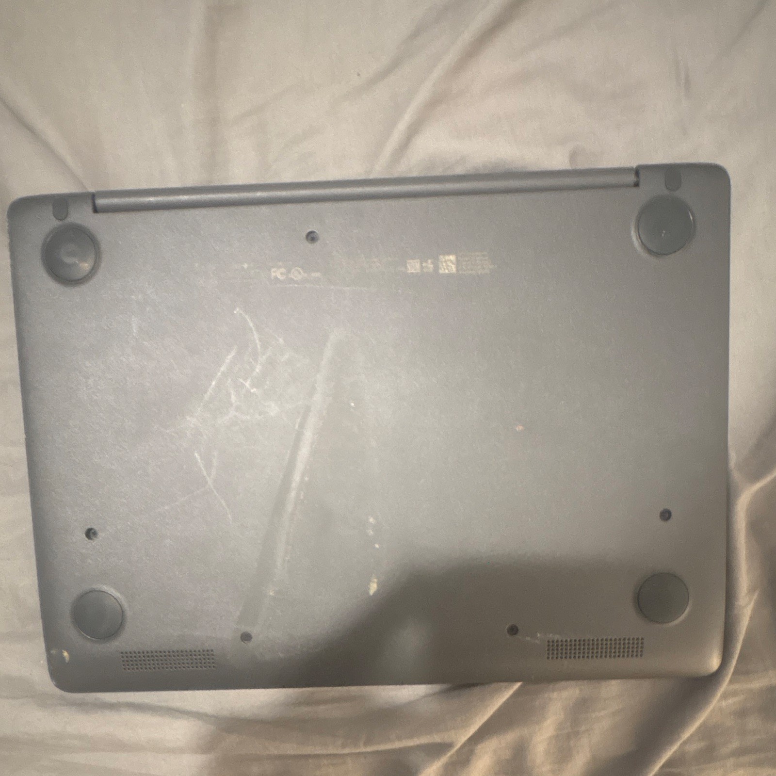 HP Chromebook 14-v010wm 14″ Intel Celeron 4GB RAM 16GB eMMC Chrome OS Gray