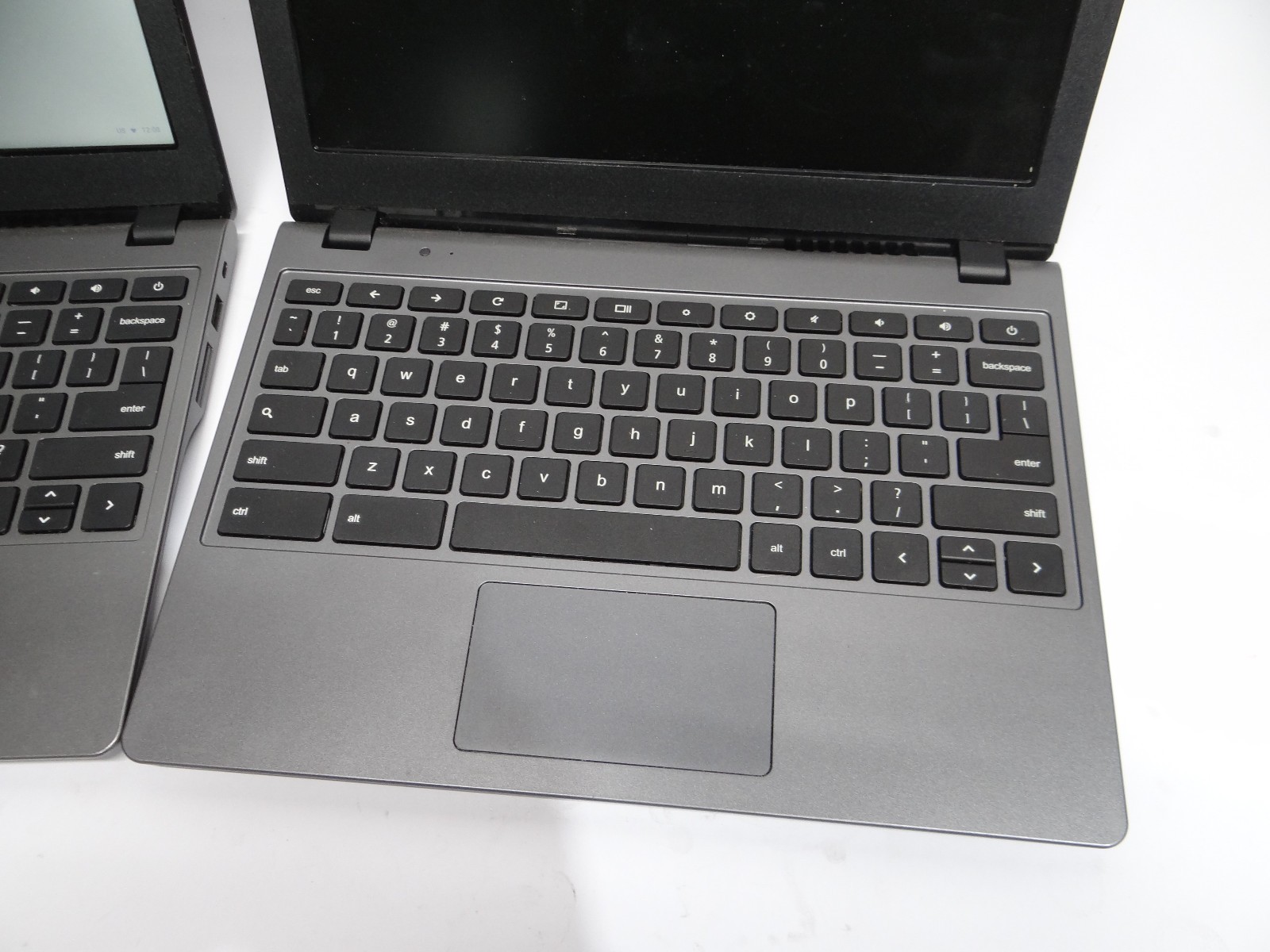 Lot of (2) Acer C720-2844 11.6 inches Intel Celeron 4GB RAM 16GB SSD Chromebook