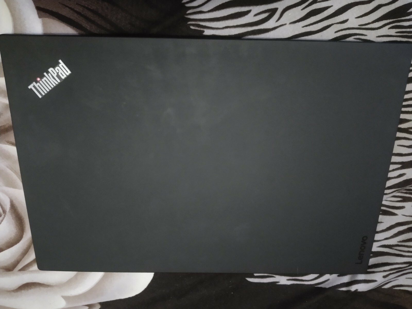 Lenovo Thinkpad X1, Intel i7 (7th gen) 7500u, 512gb ssd, 8gb win 10/11 pro