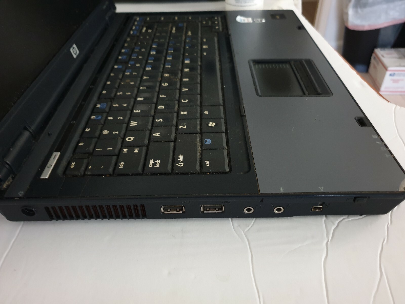 HP 6710b 15.4″ Windows 7 Pro 32 Bit Laptop 60GB 3GB Bluetooth– FOR PARTS–