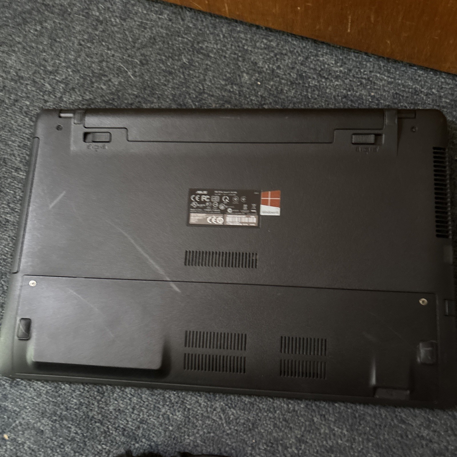 Asus SonicMaster F550LC-X009H Laptop 700GB HDD 4GB RAM DVD Drive