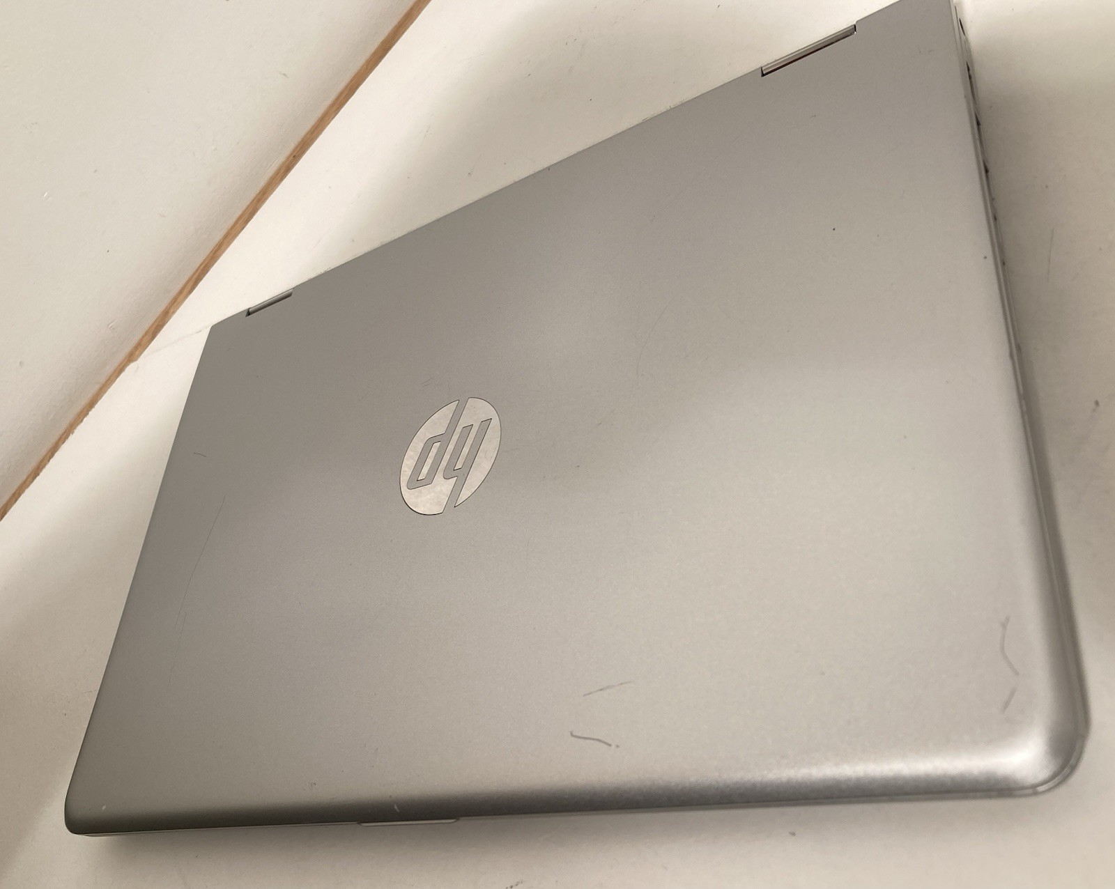 HP Pavilion x360m Convertible 2in1 Laptop Windows 11 /i3 7100U, 8GB, 240GB/READ